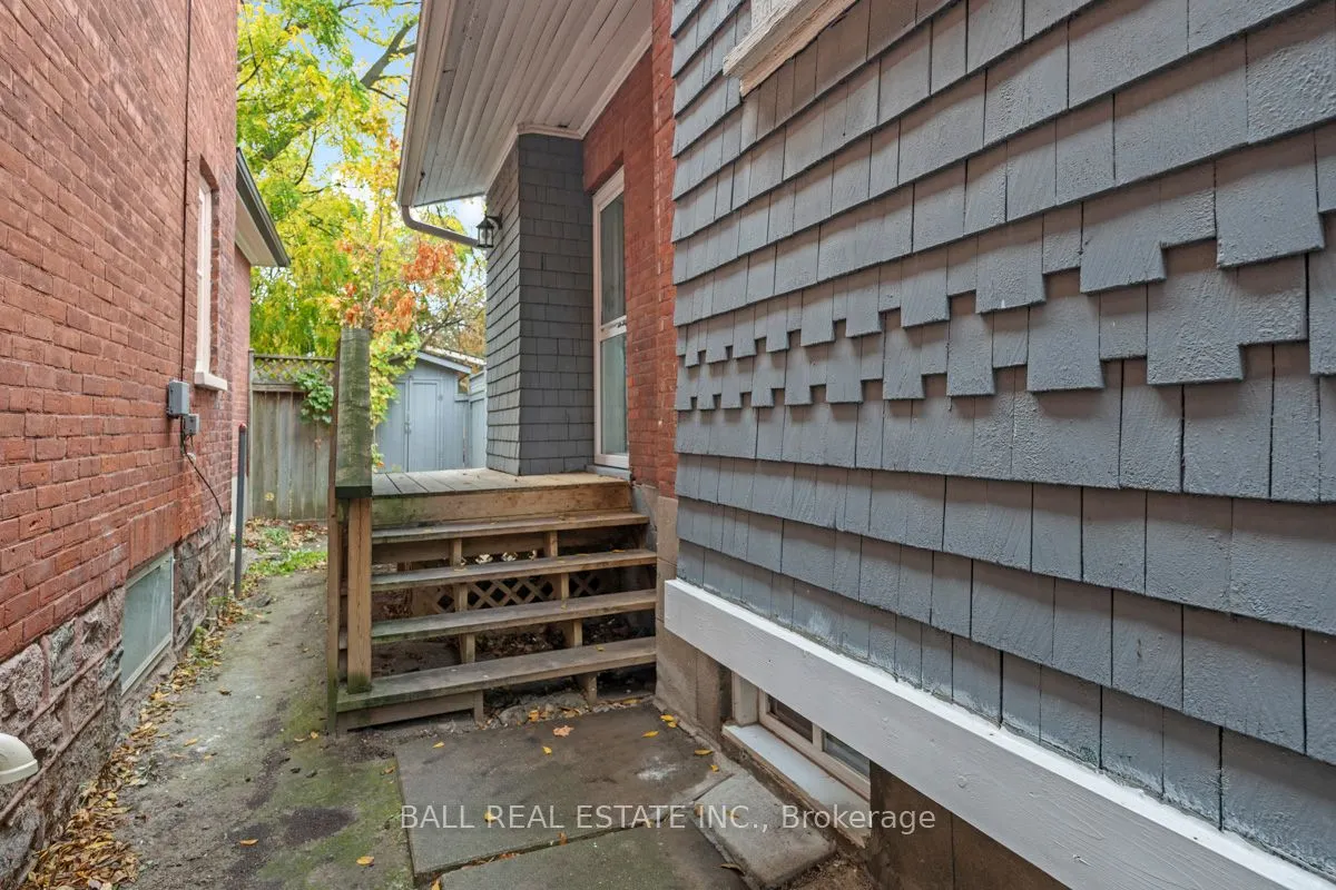 597 Gilmour Street