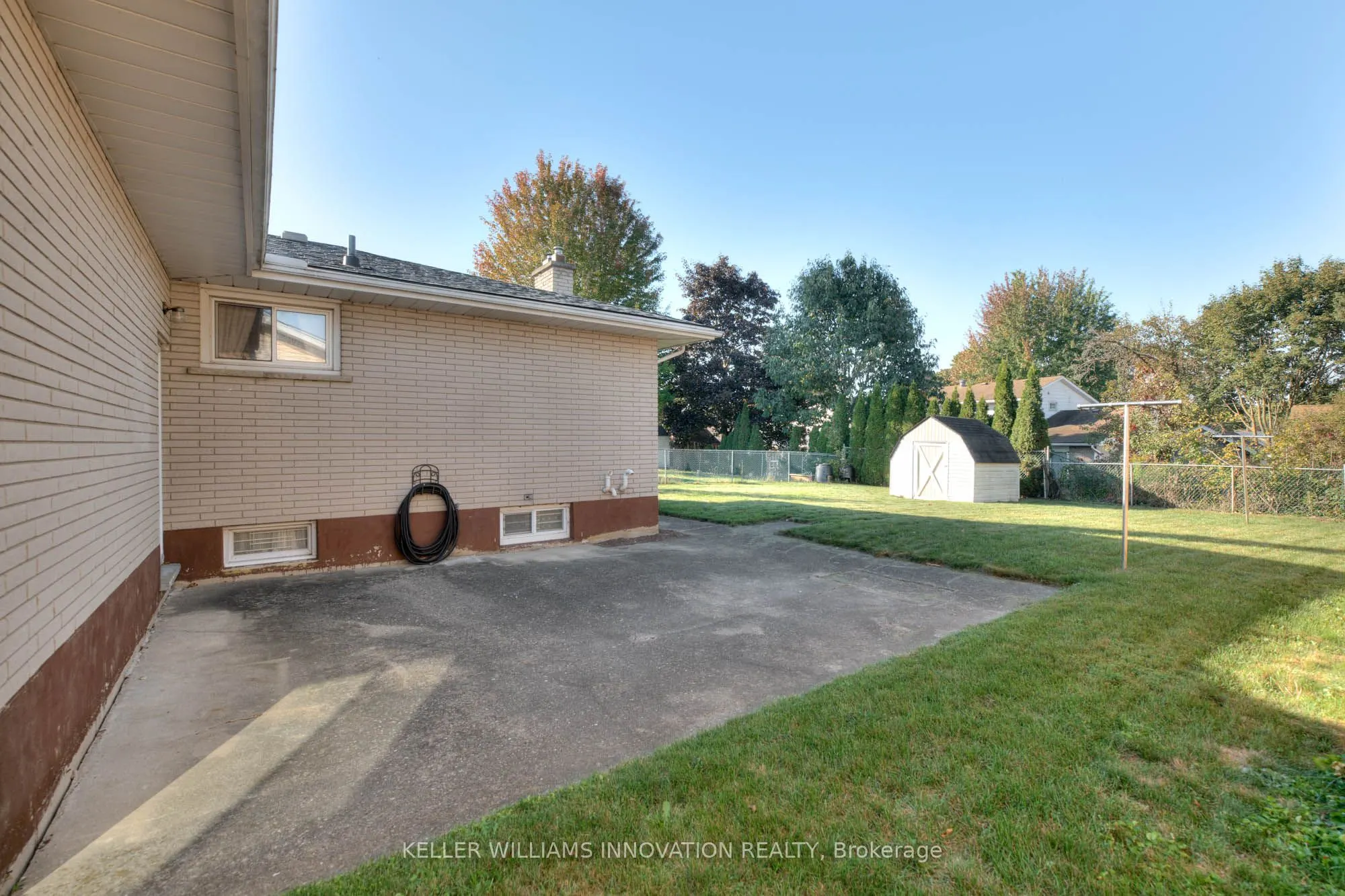 406 Franklin Street N
