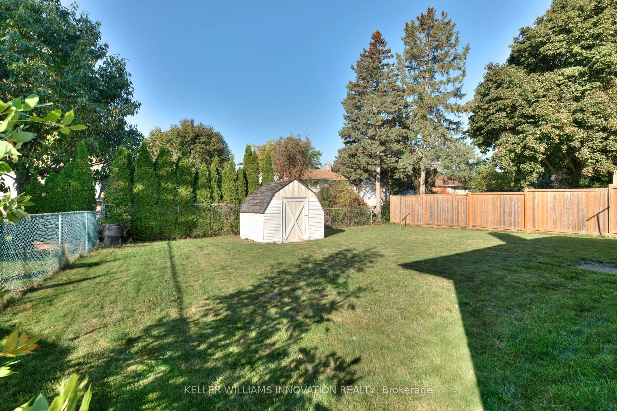 406 Franklin Street N