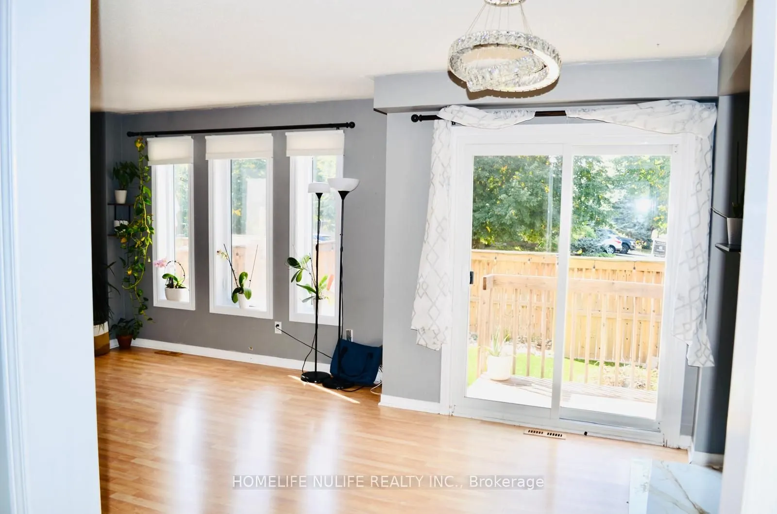 114 Fellowes Crescent