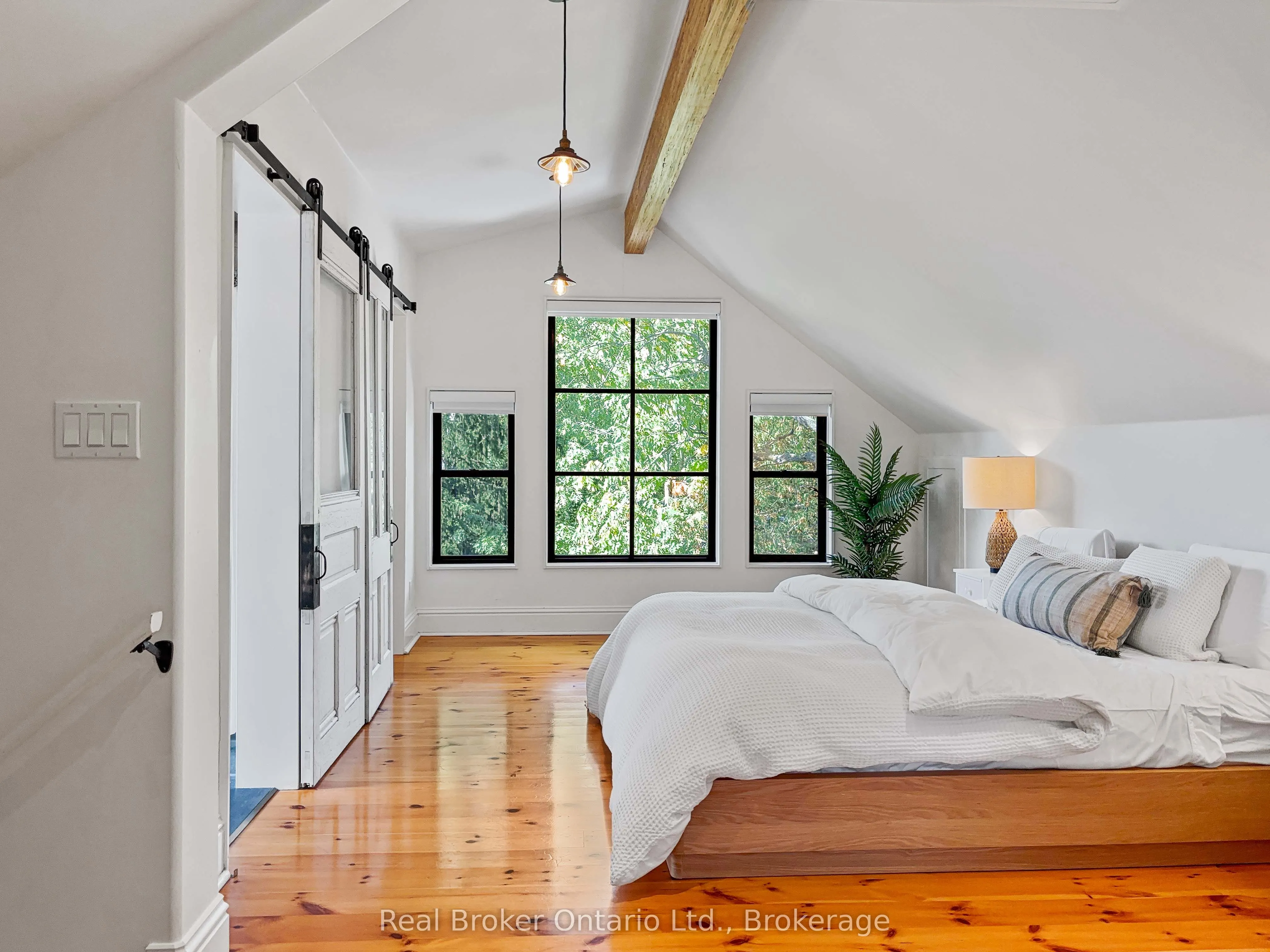 65 FORBES Avenue