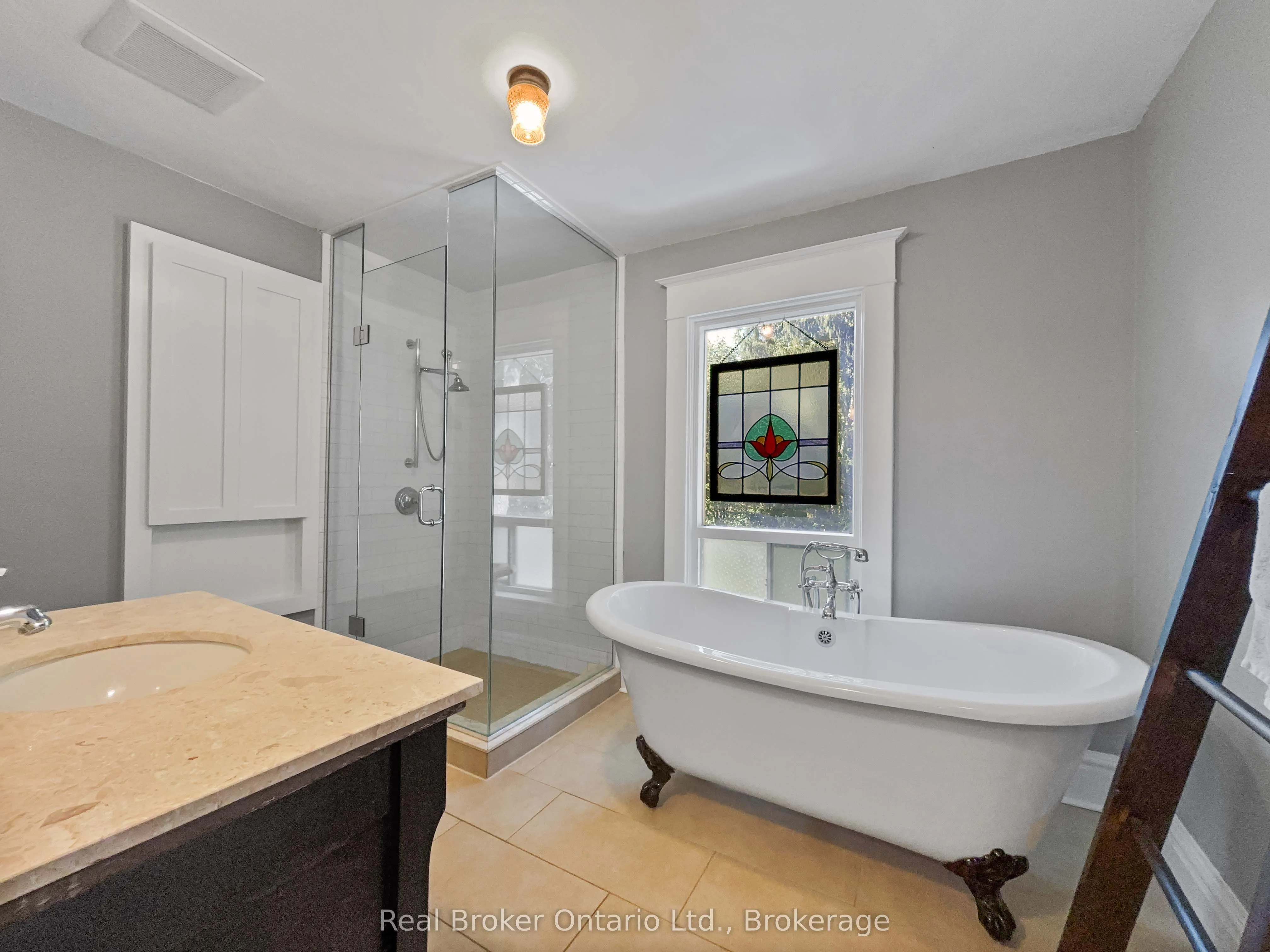65 FORBES Avenue