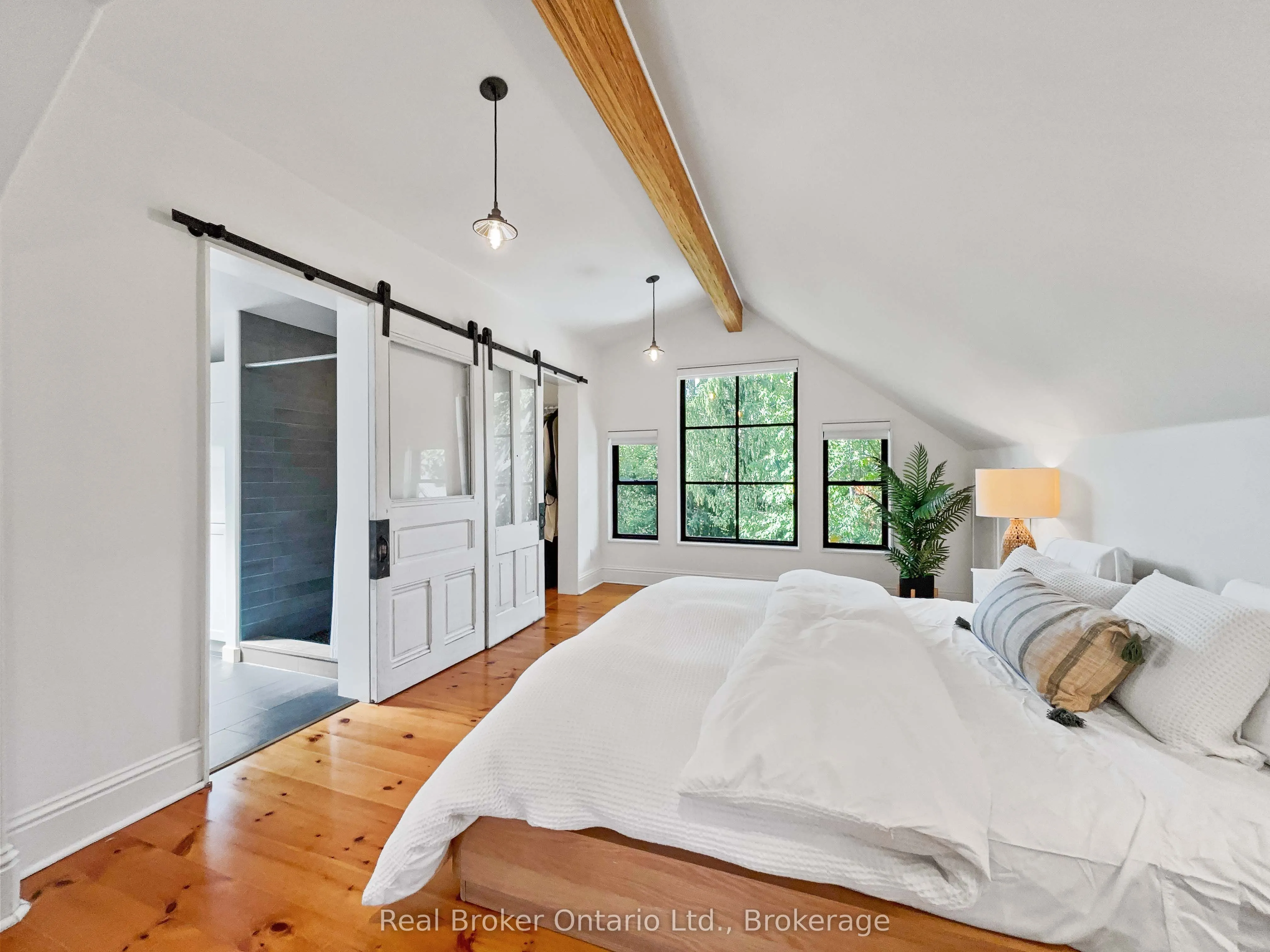 65 FORBES Avenue