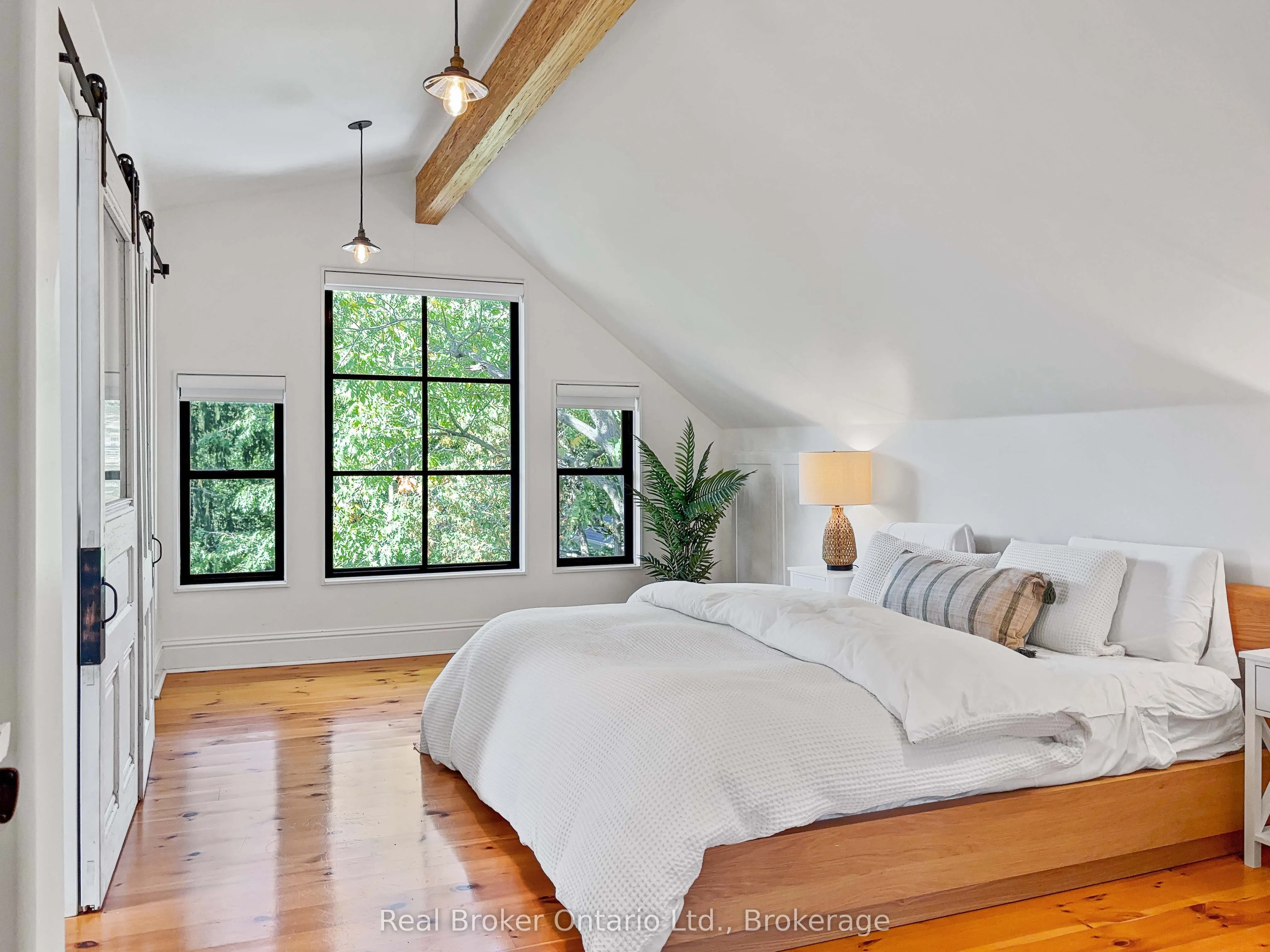 65 FORBES Avenue