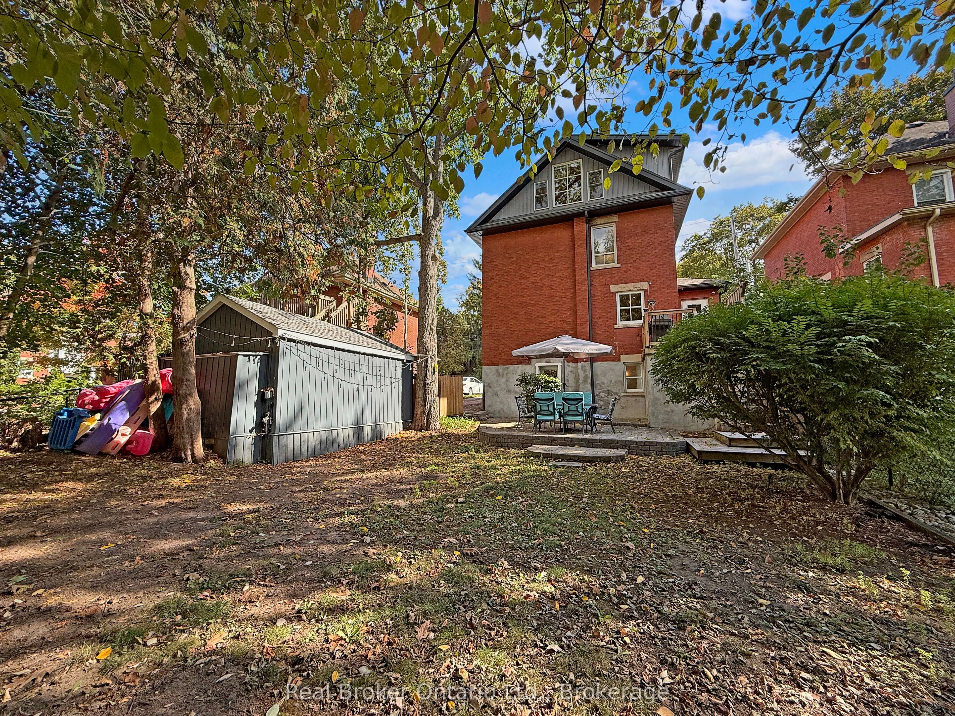 65 FORBES Avenue
