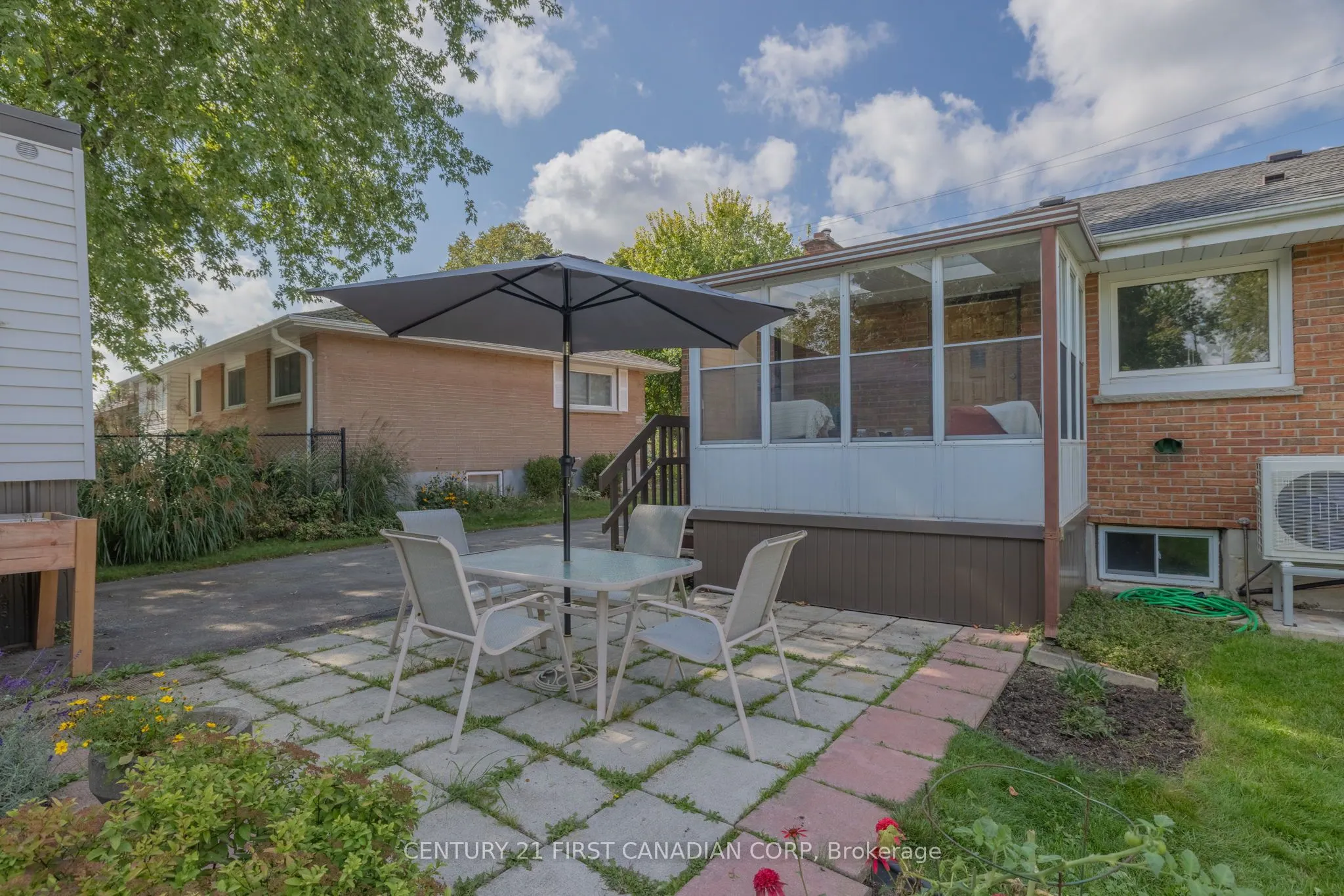460 Beachwood Avenue