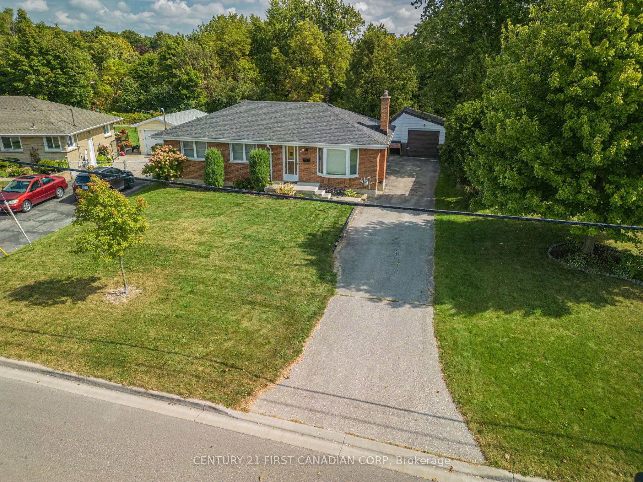 460 Beachwood Avenue