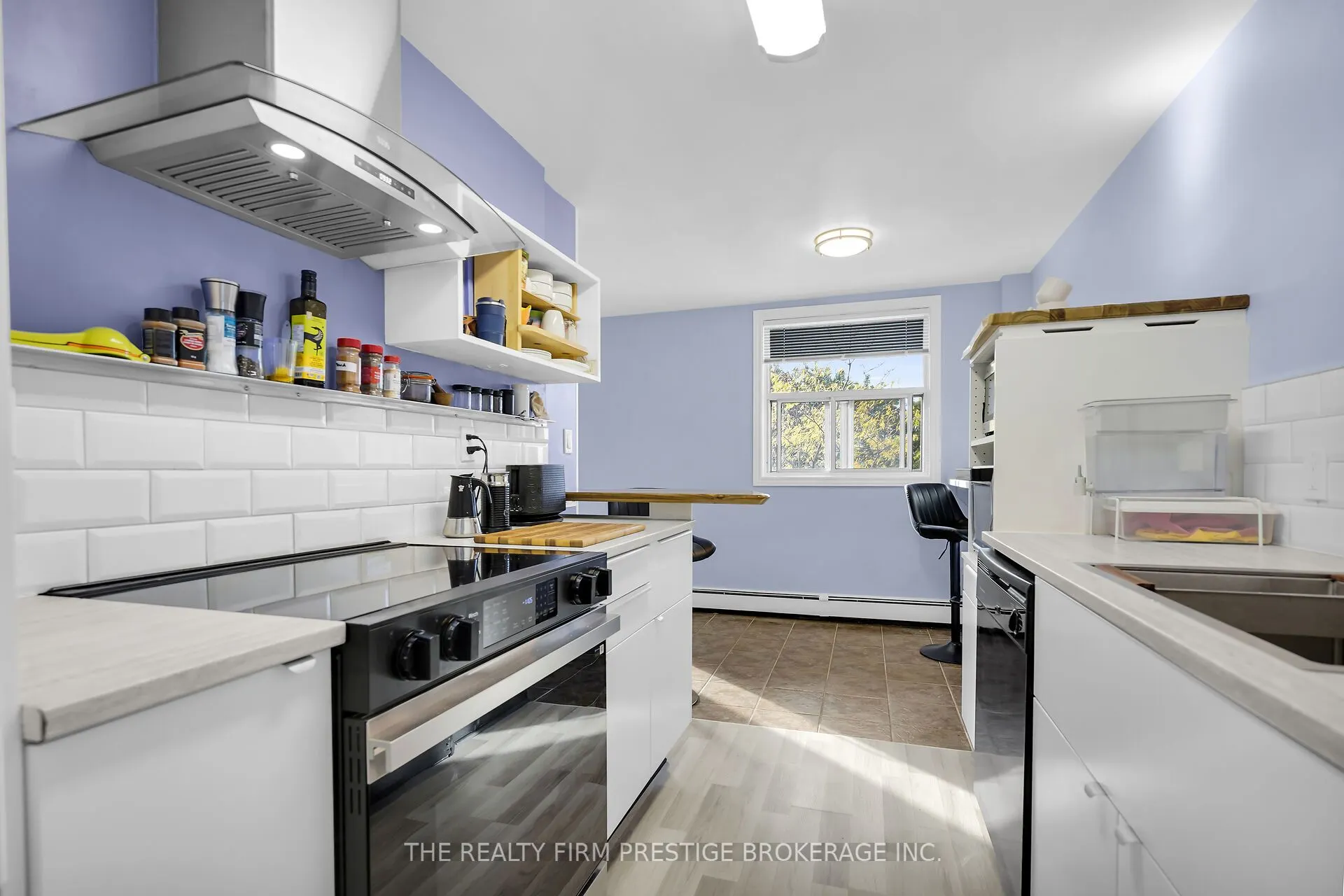 931 Wonderland Road S, #508