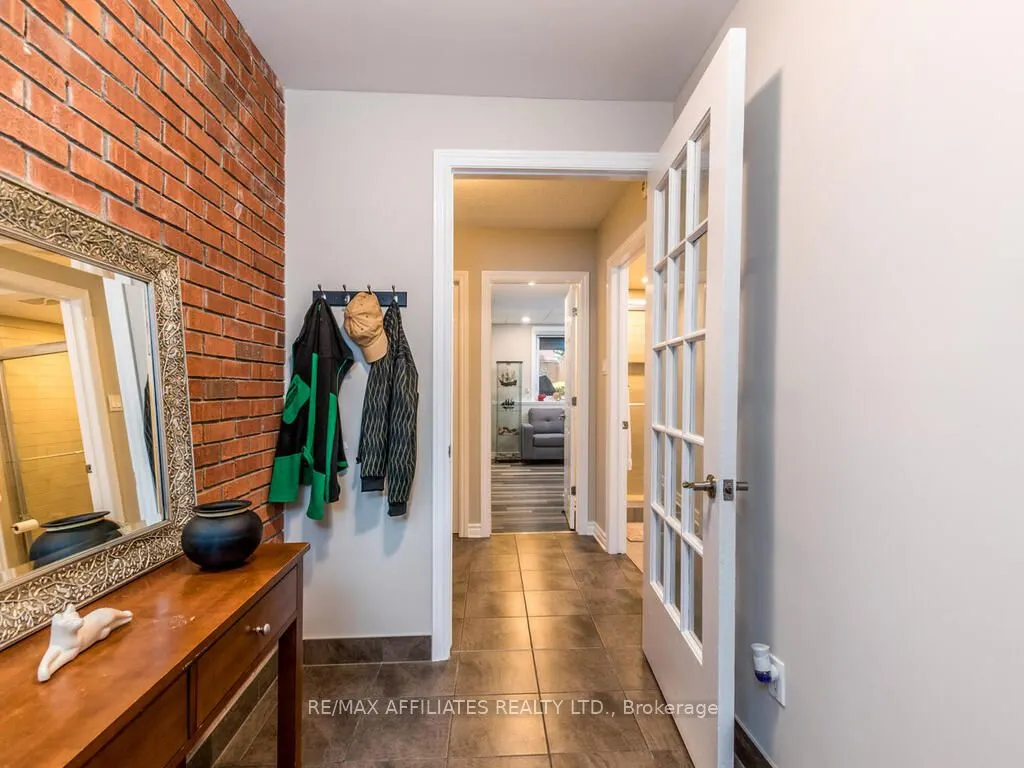 203 Booth Street