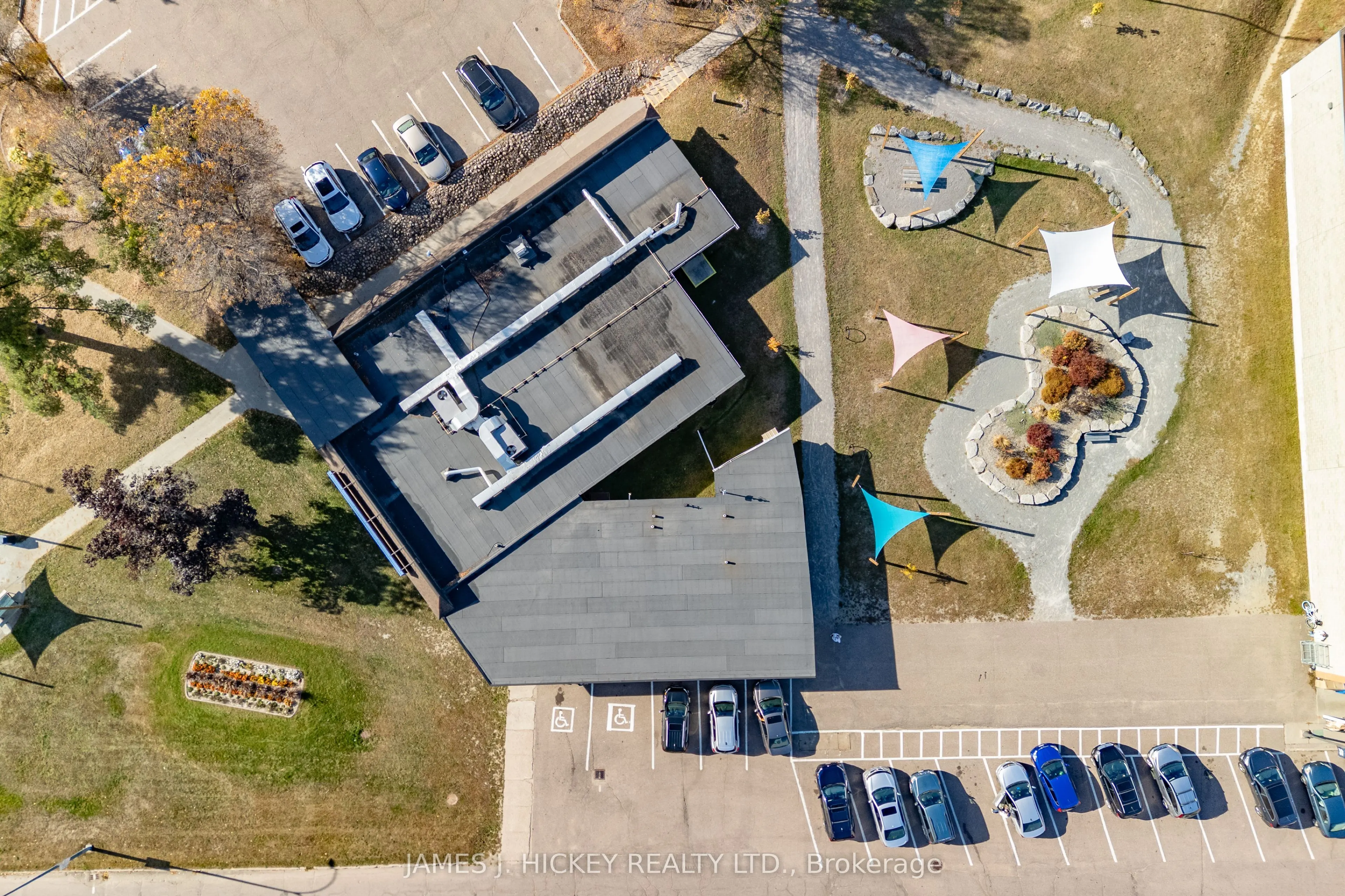 10 Ridge Road