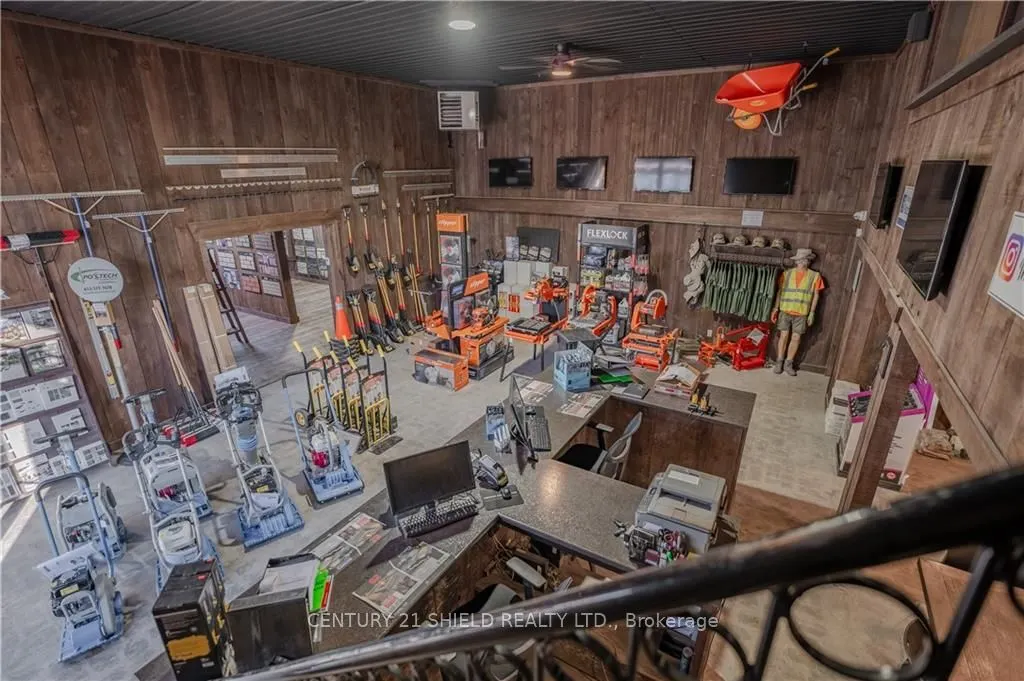 1420 BOUNDARY Road