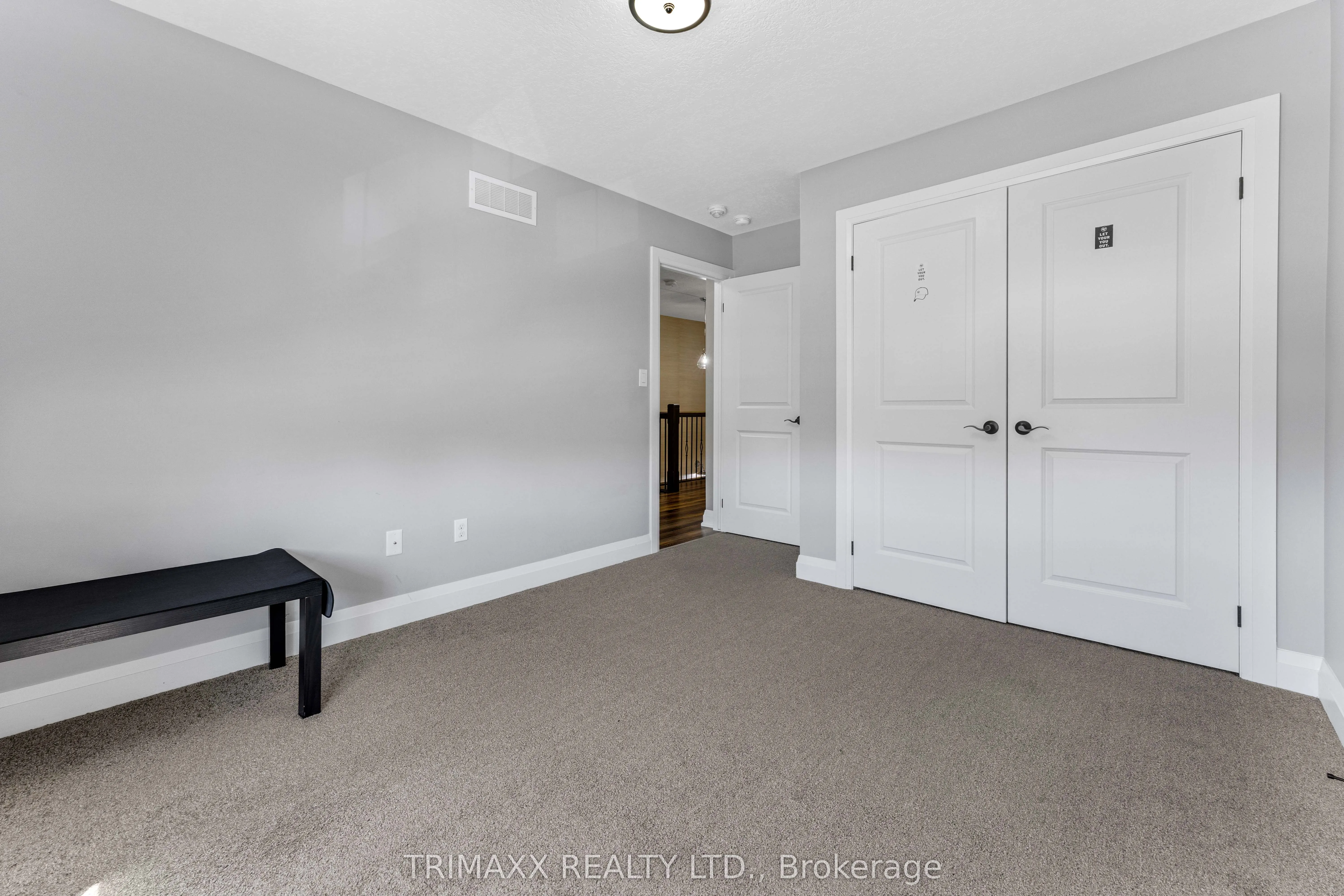 103 Links Crescent