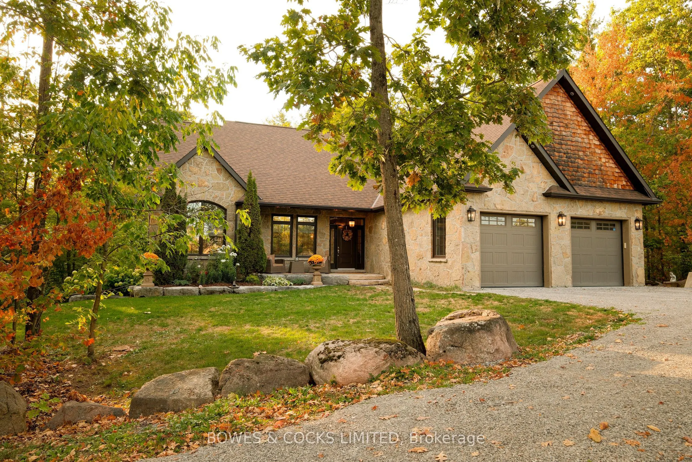 75 Mitchell Crescent