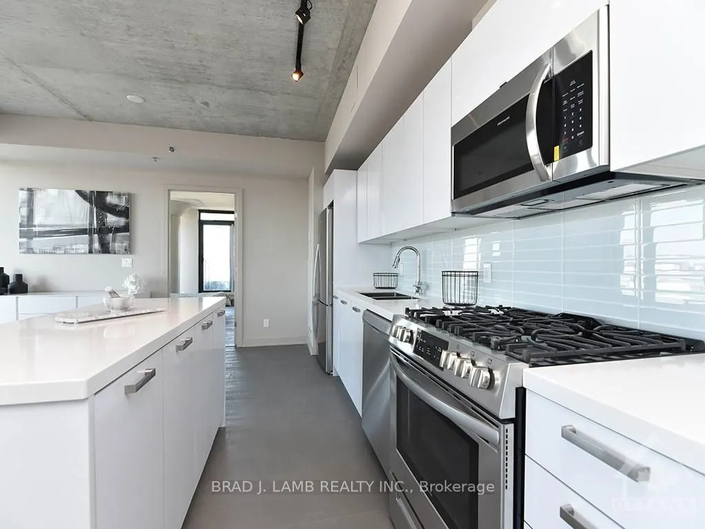 203 CATHERINE Street, #414