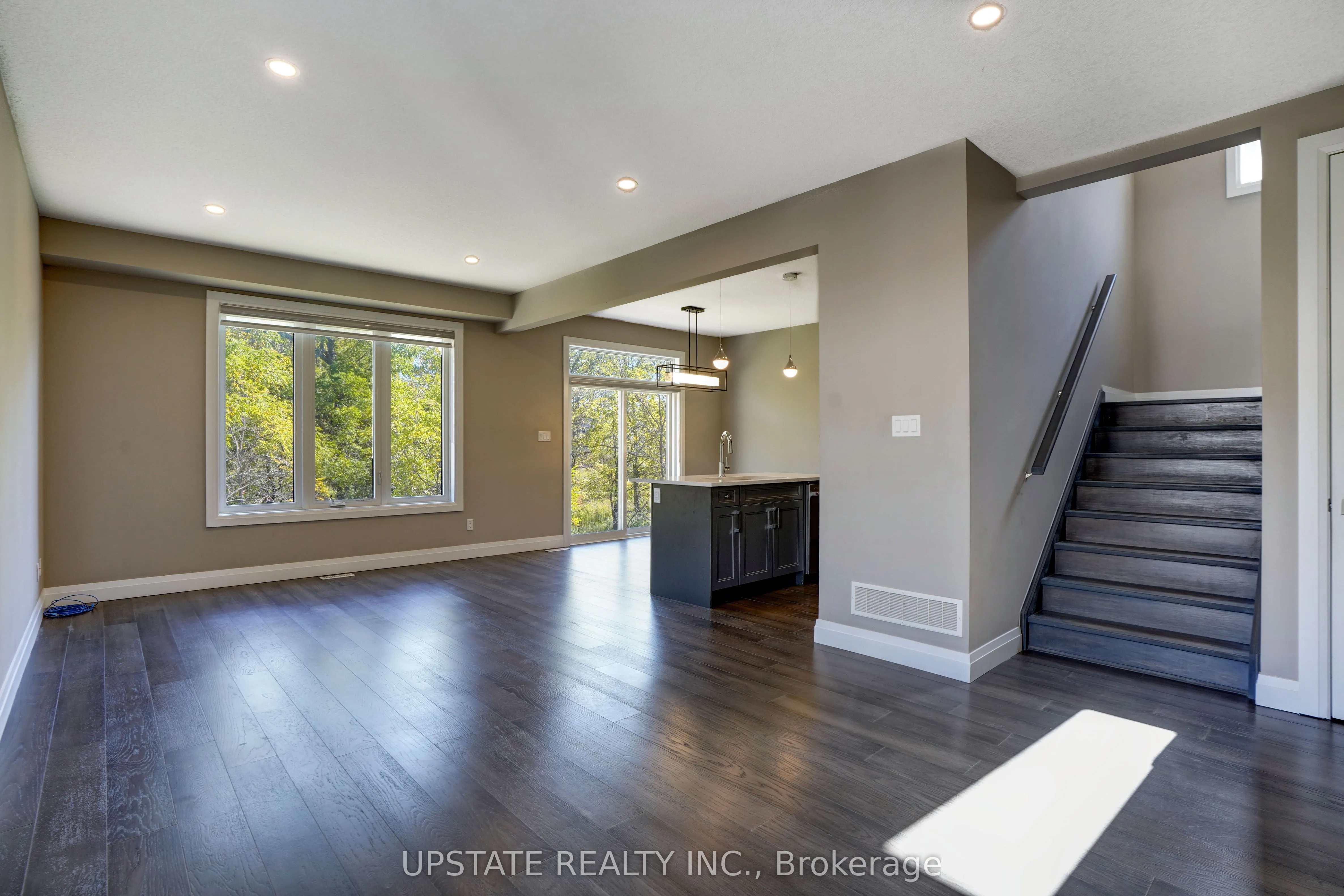 2694 BOBOLINK Lane