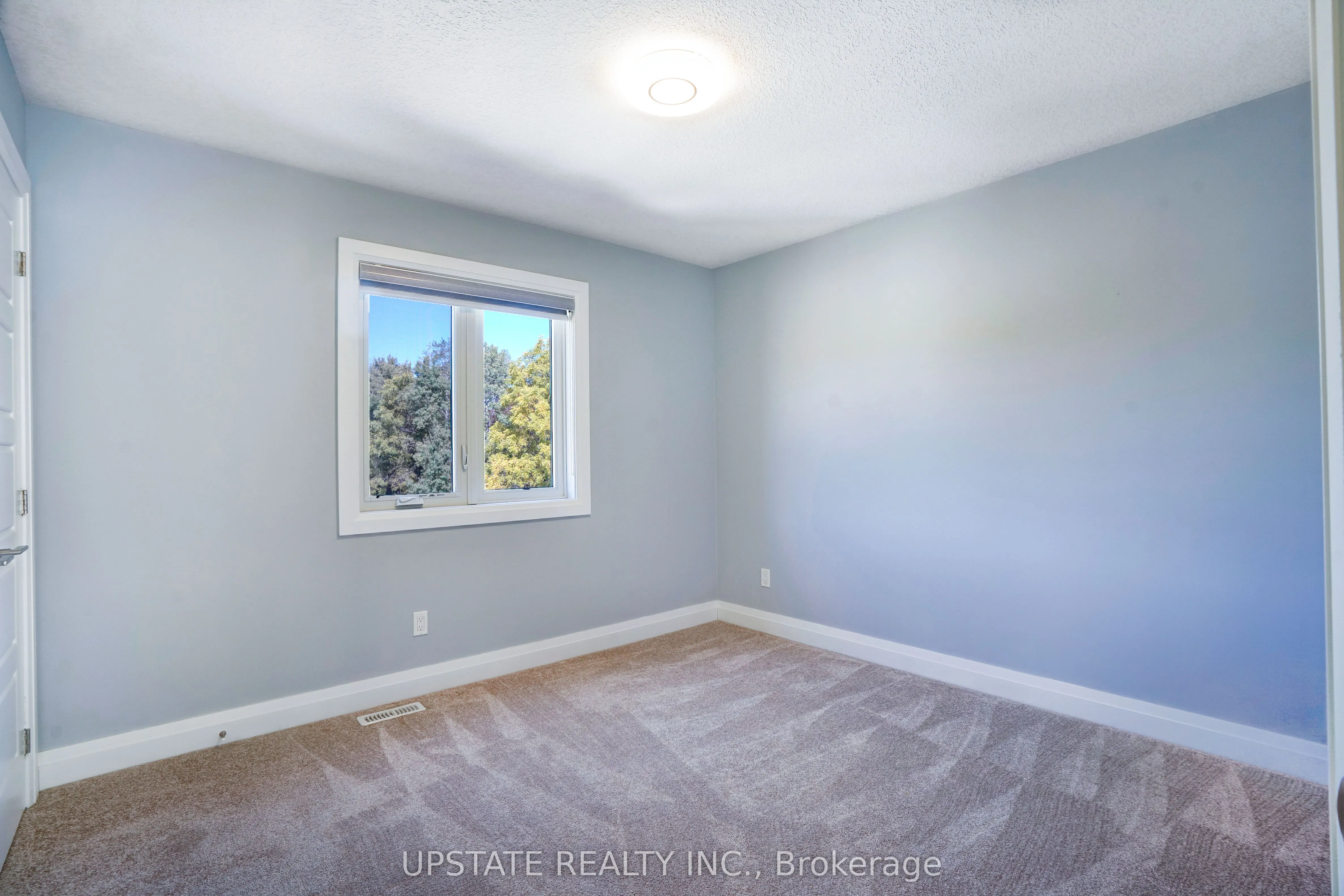 2694 BOBOLINK Lane