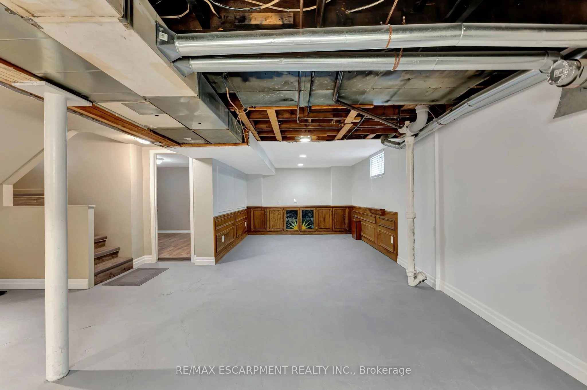 131 East 42nd Street
