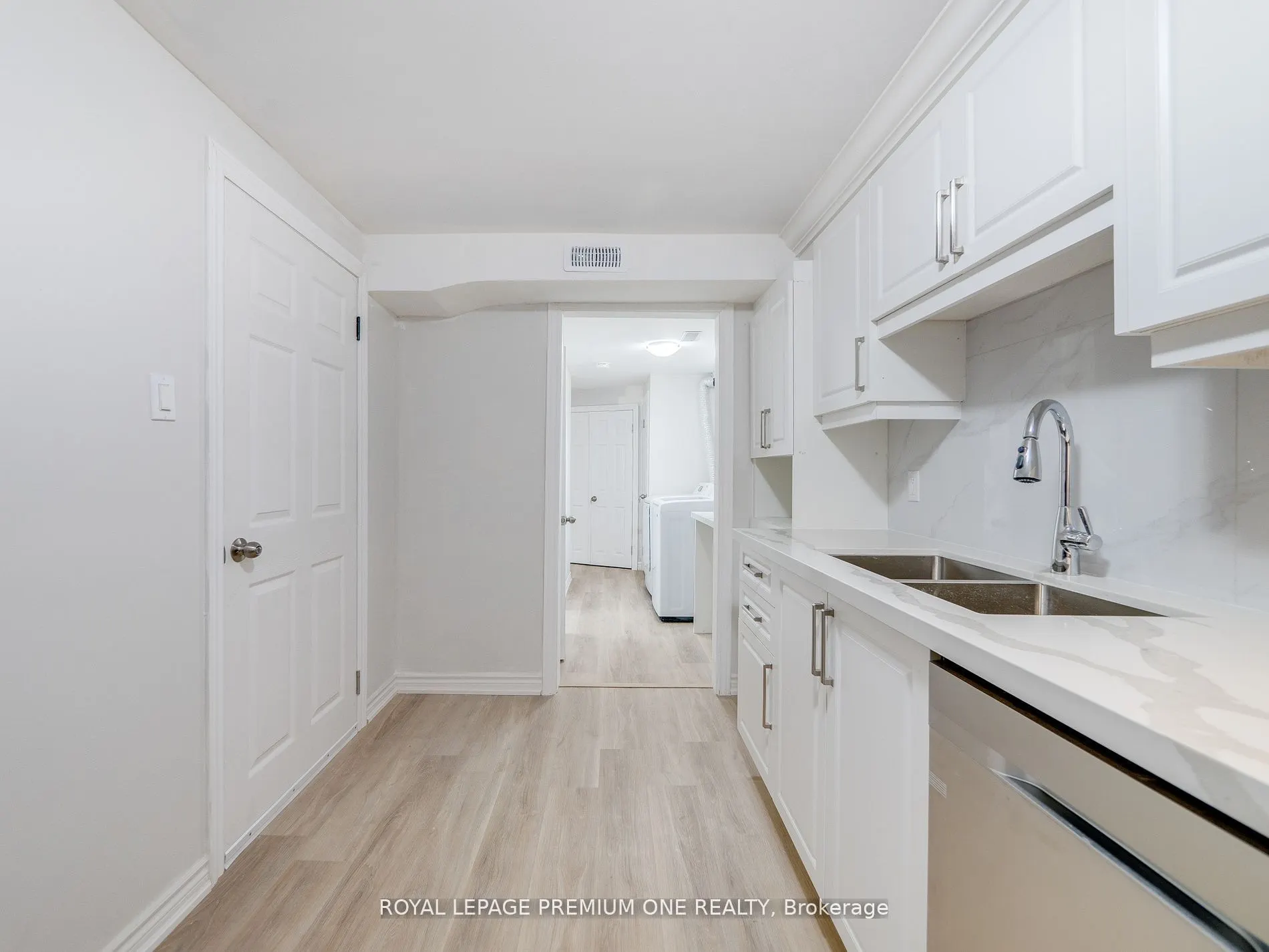 935 Strasburg Road, #Lower
