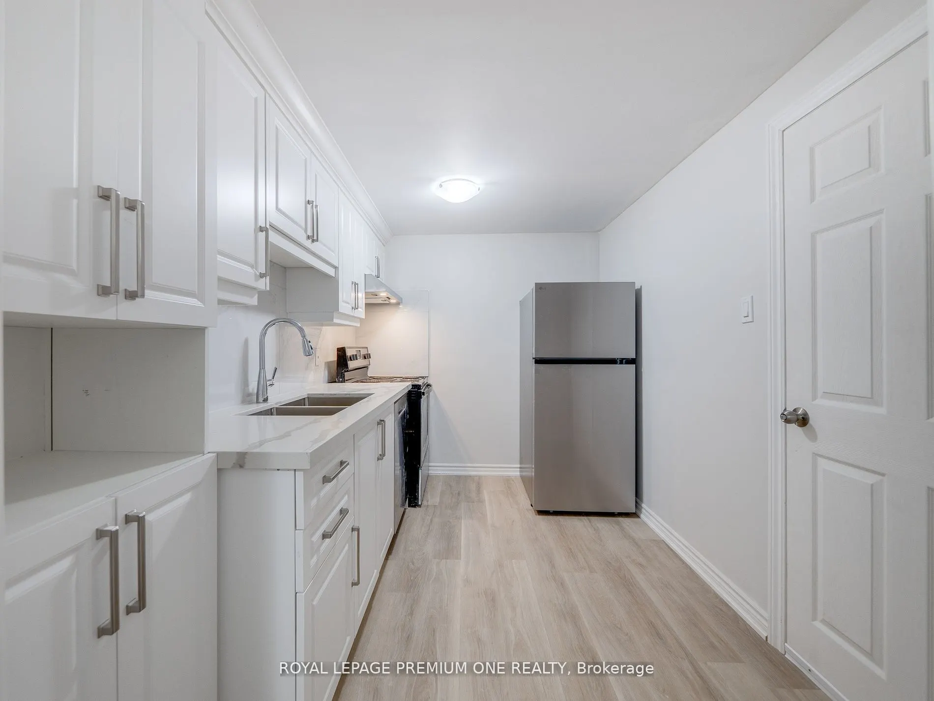 935 Strasburg Road, #Lower