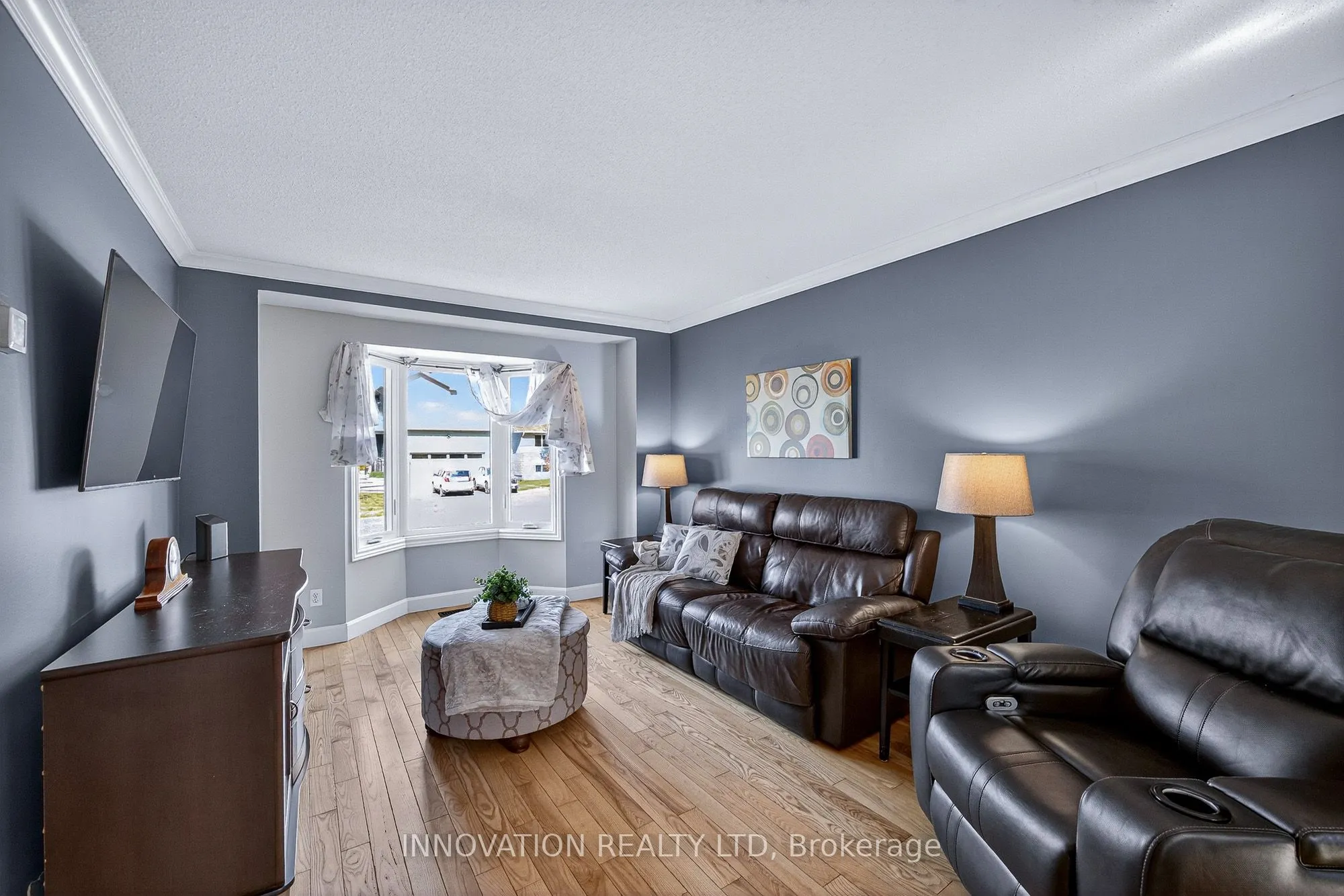 38 Patterson Crescent