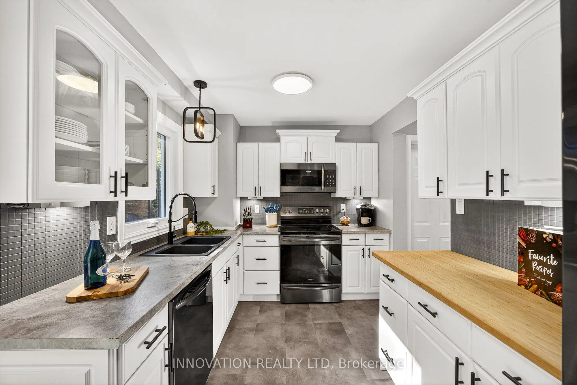 38 Patterson Crescent