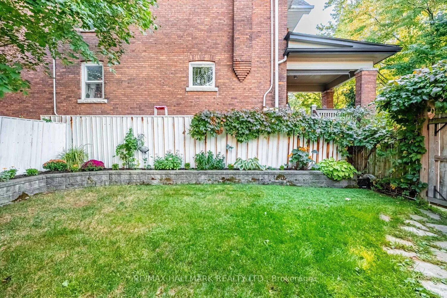 407 Aberdeen Avenue