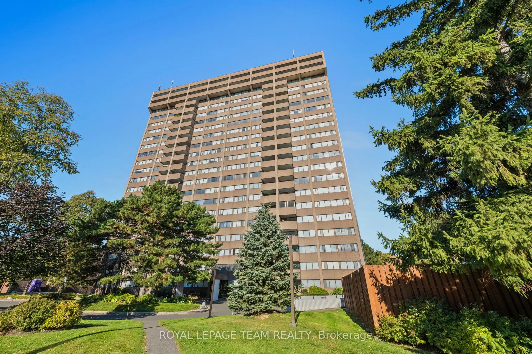 1285 Cahill Drive, #1106