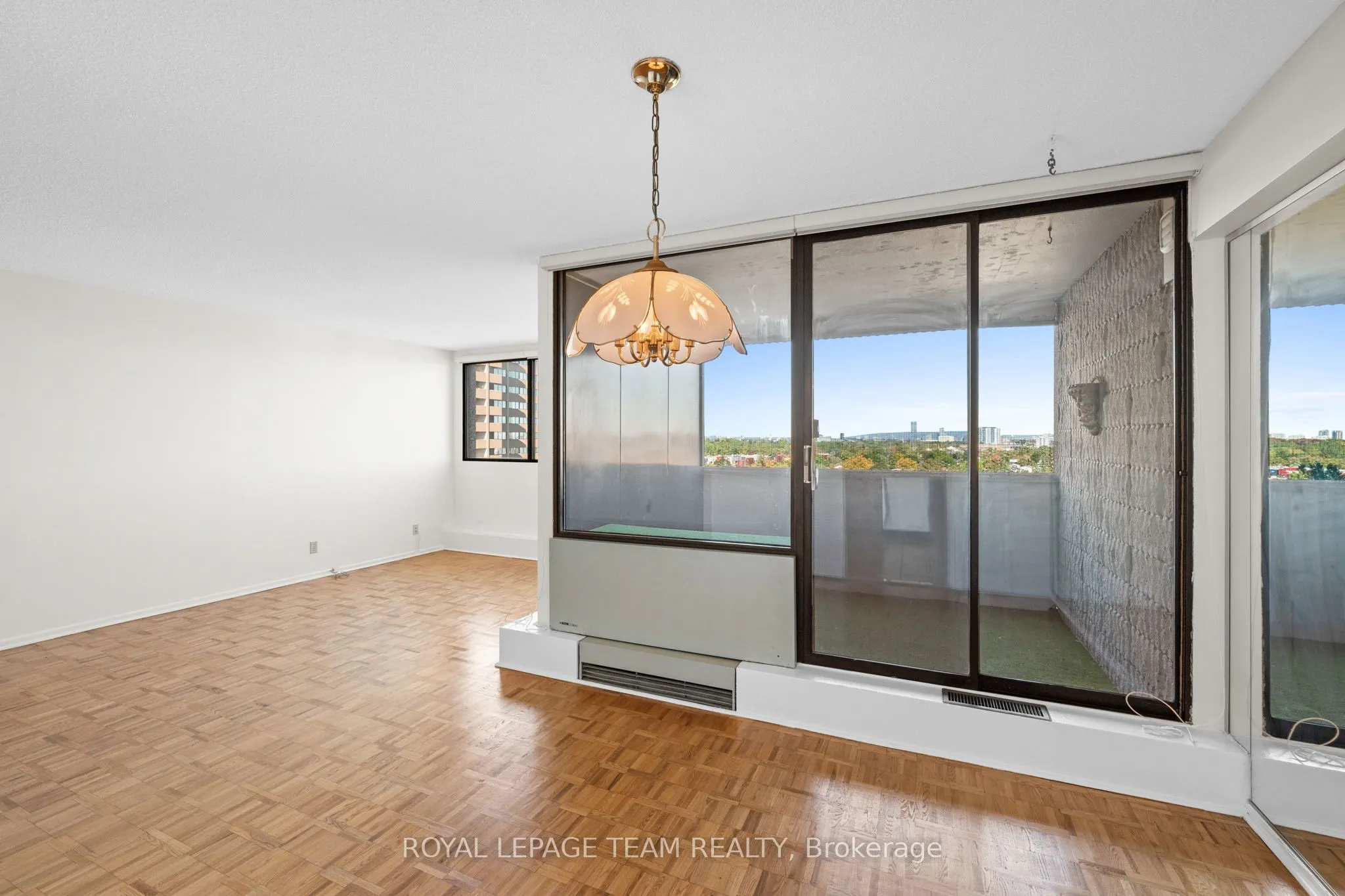 1285 Cahill Drive, #1106