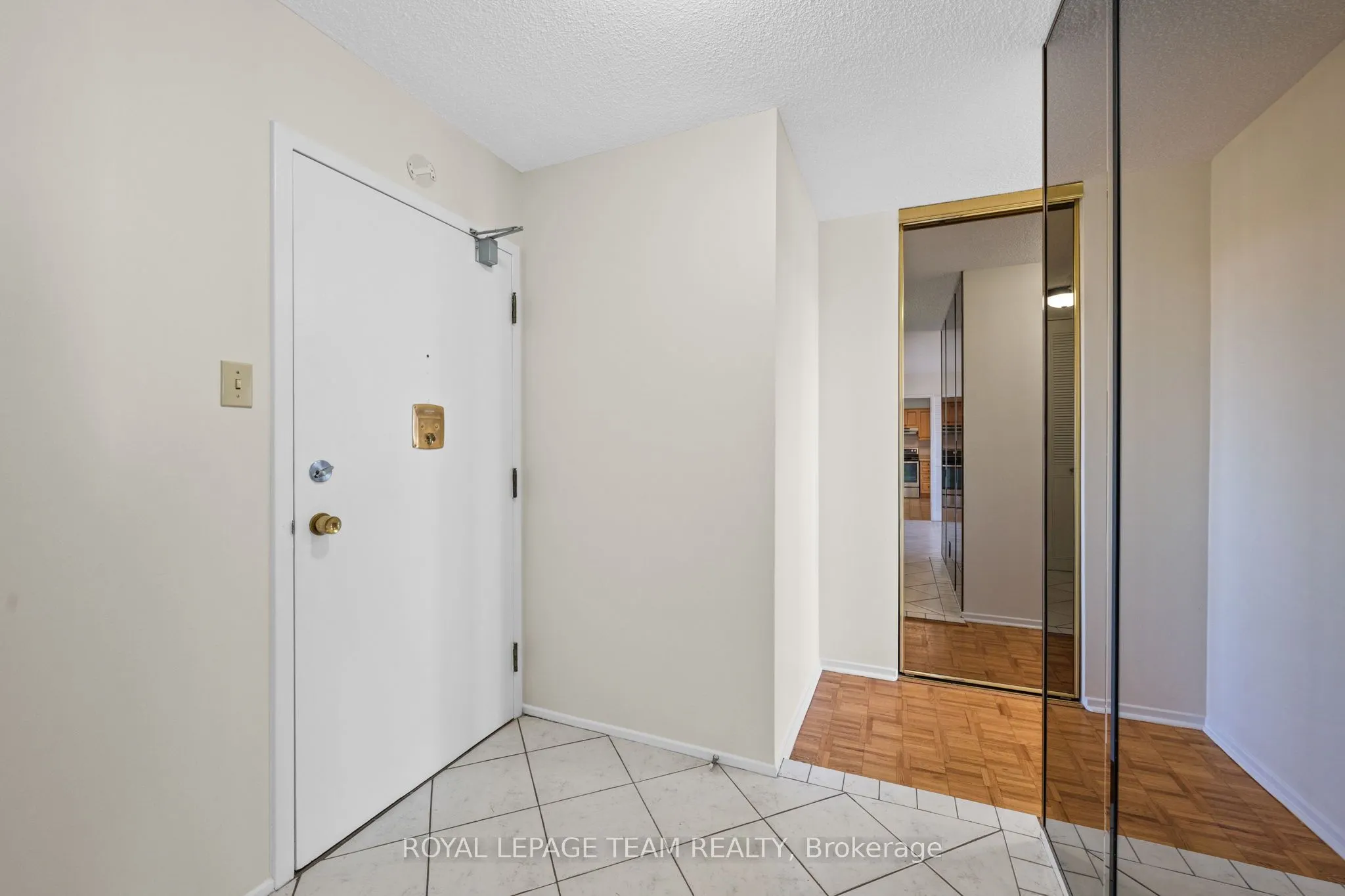 1285 Cahill Drive, #1106