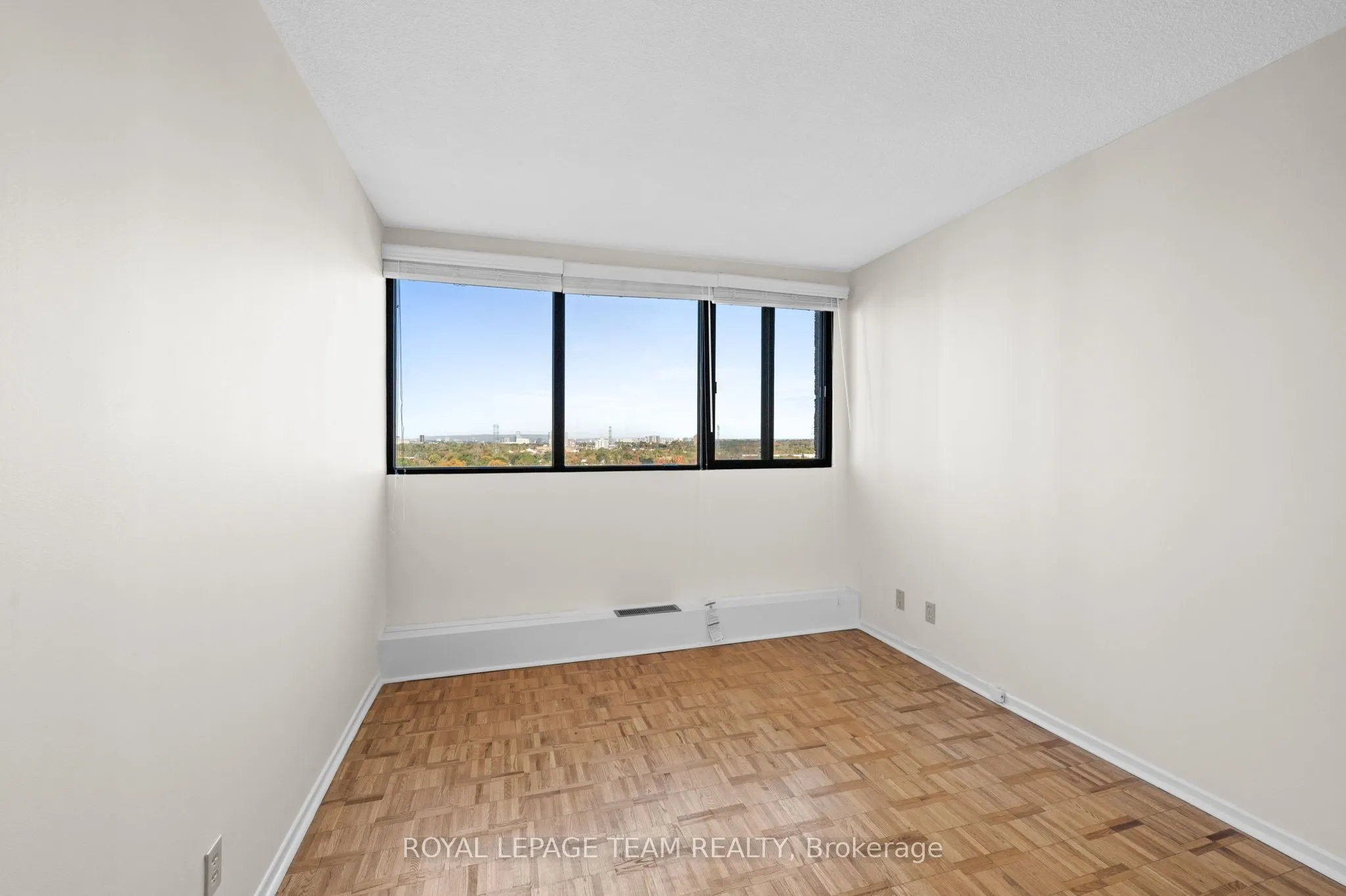 1285 Cahill Drive, #1106