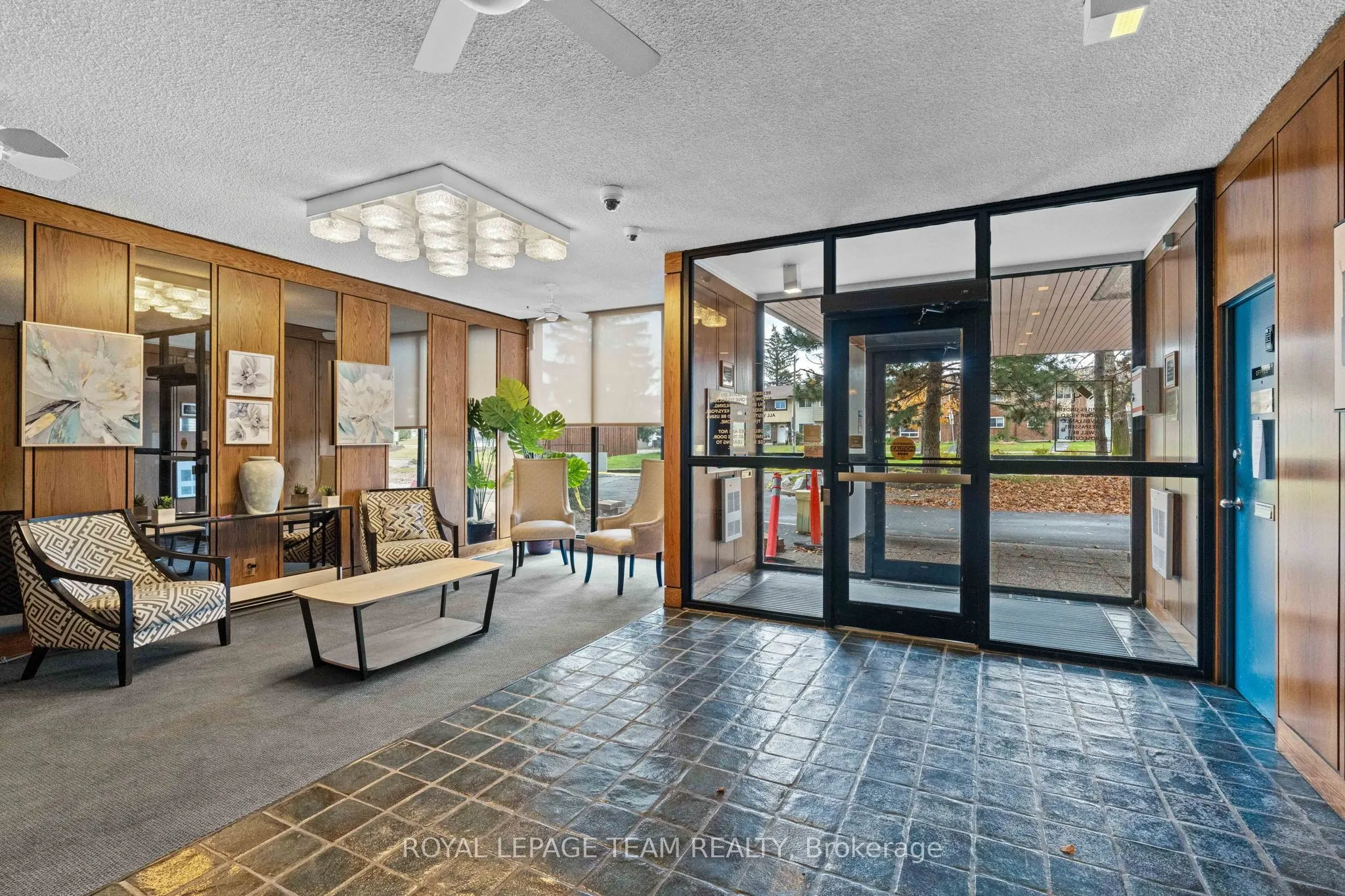 1285 Cahill Drive, #1106