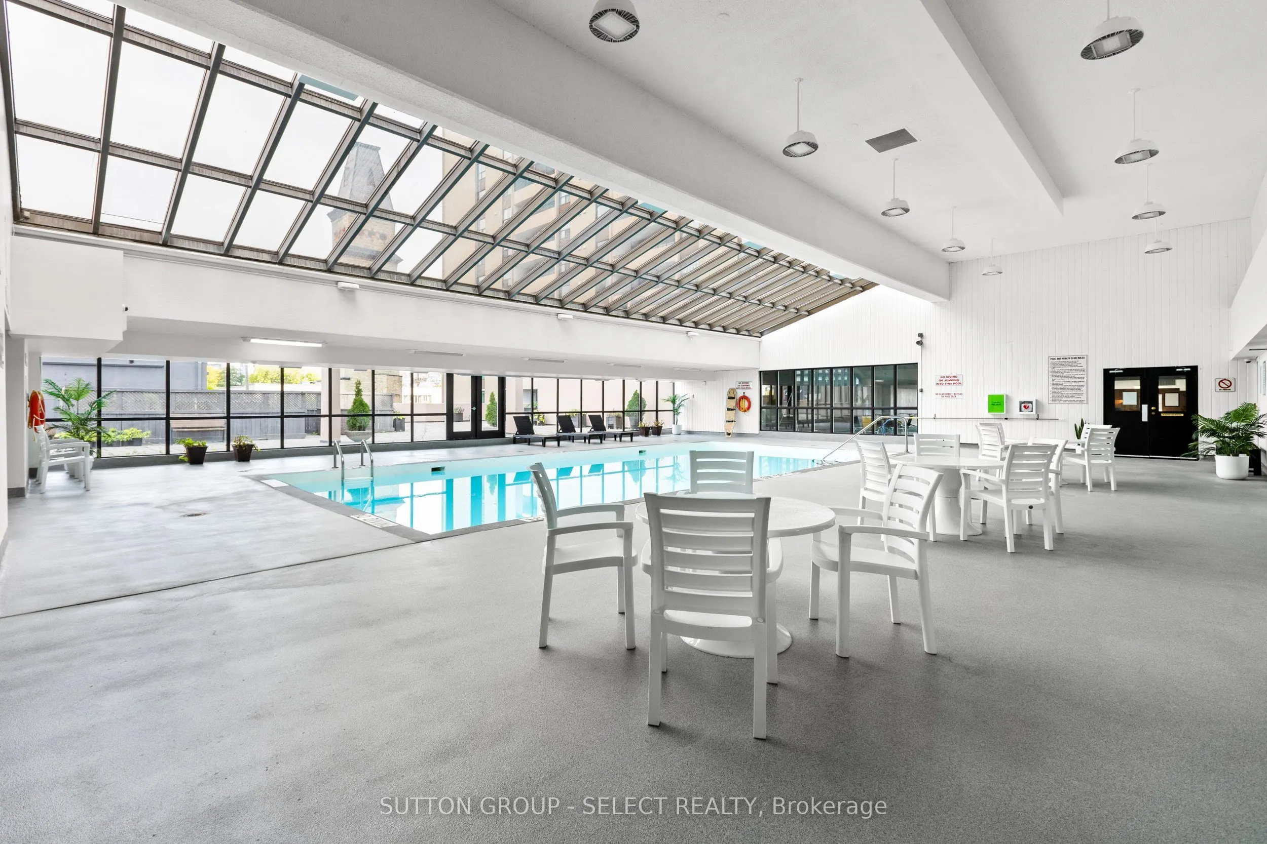 380 King Street, #S01702
