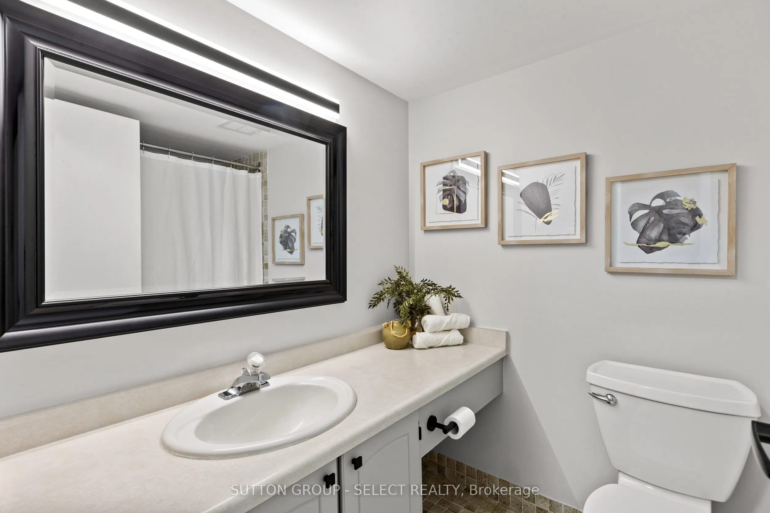 380 King Street, #S01702
