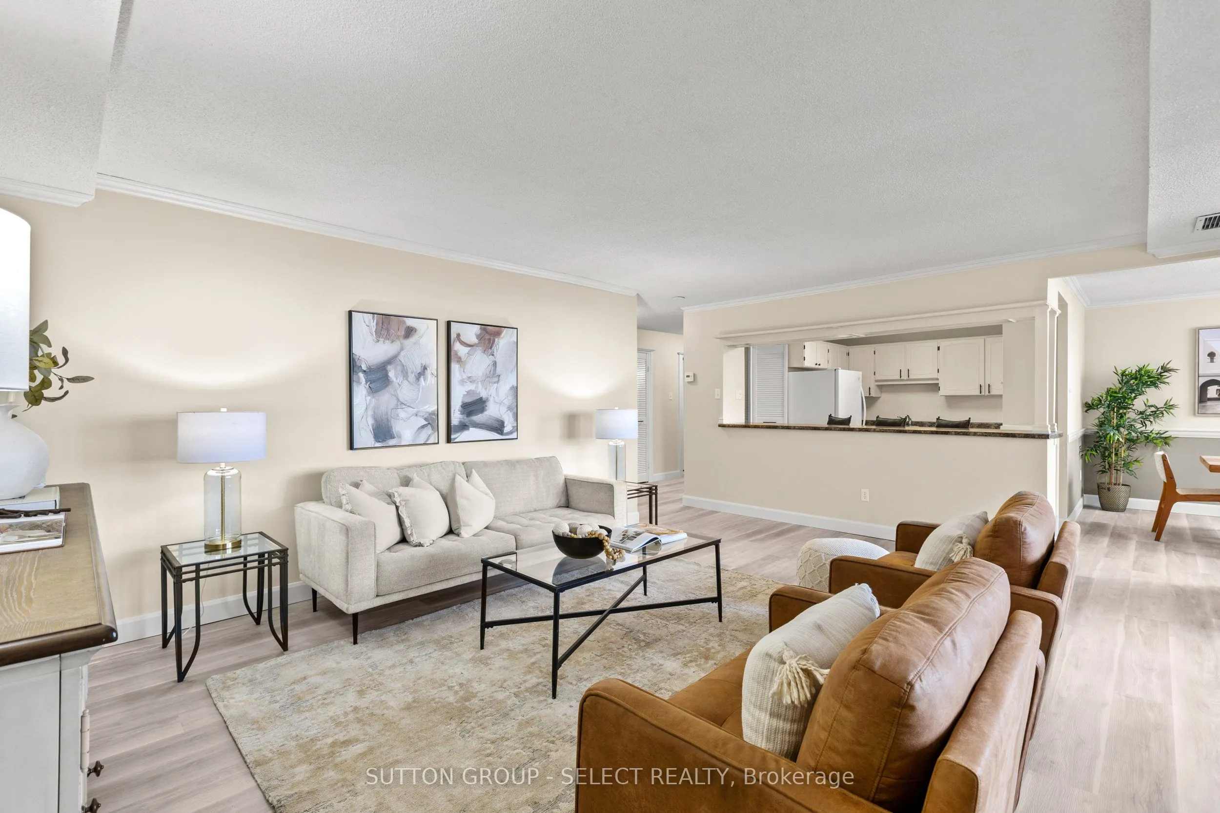 380 King Street, #S01702