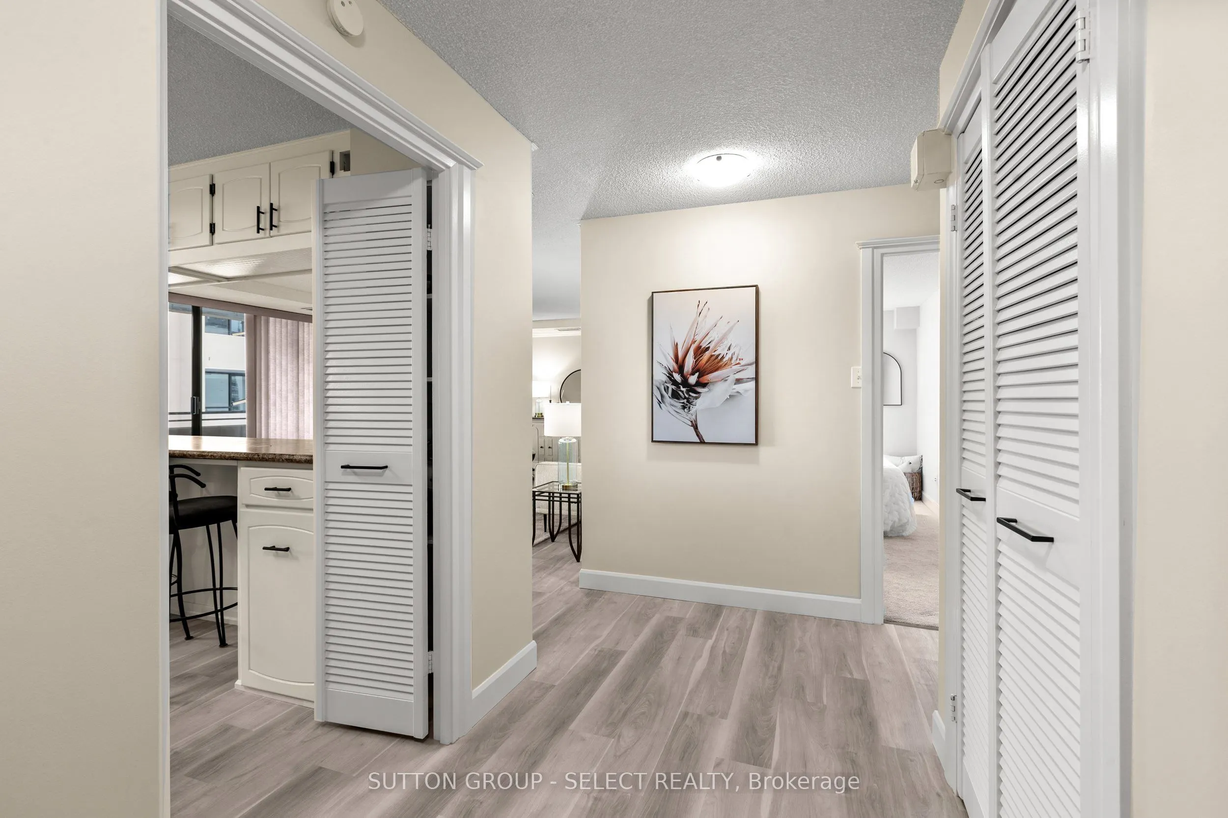 380 King Street, #S01702