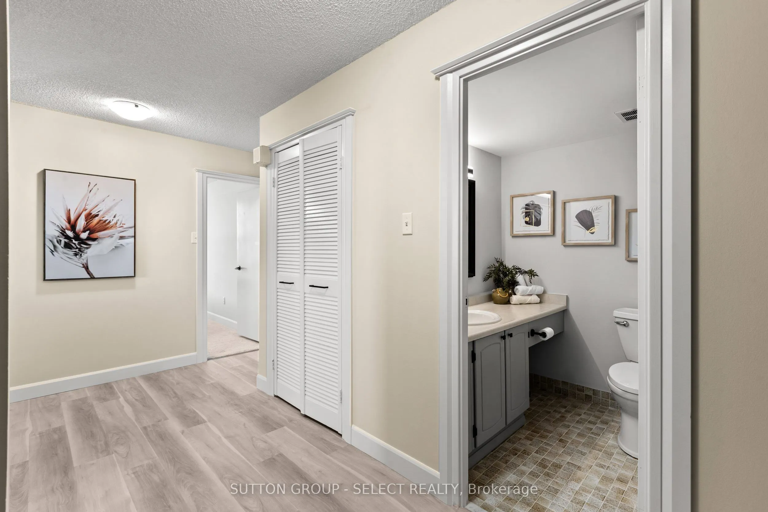 380 King Street, #S01702