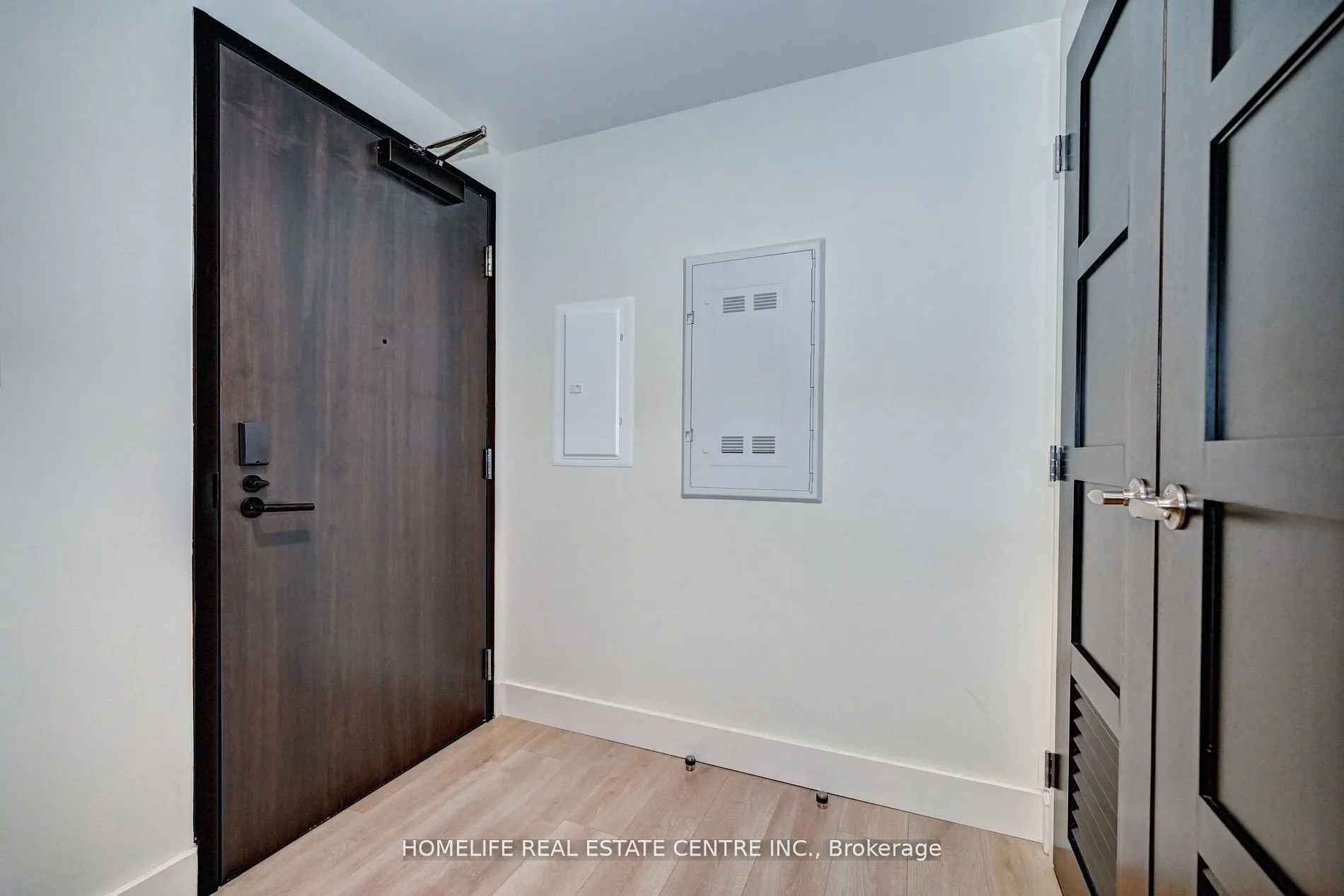 145 Columbia Street W, #730