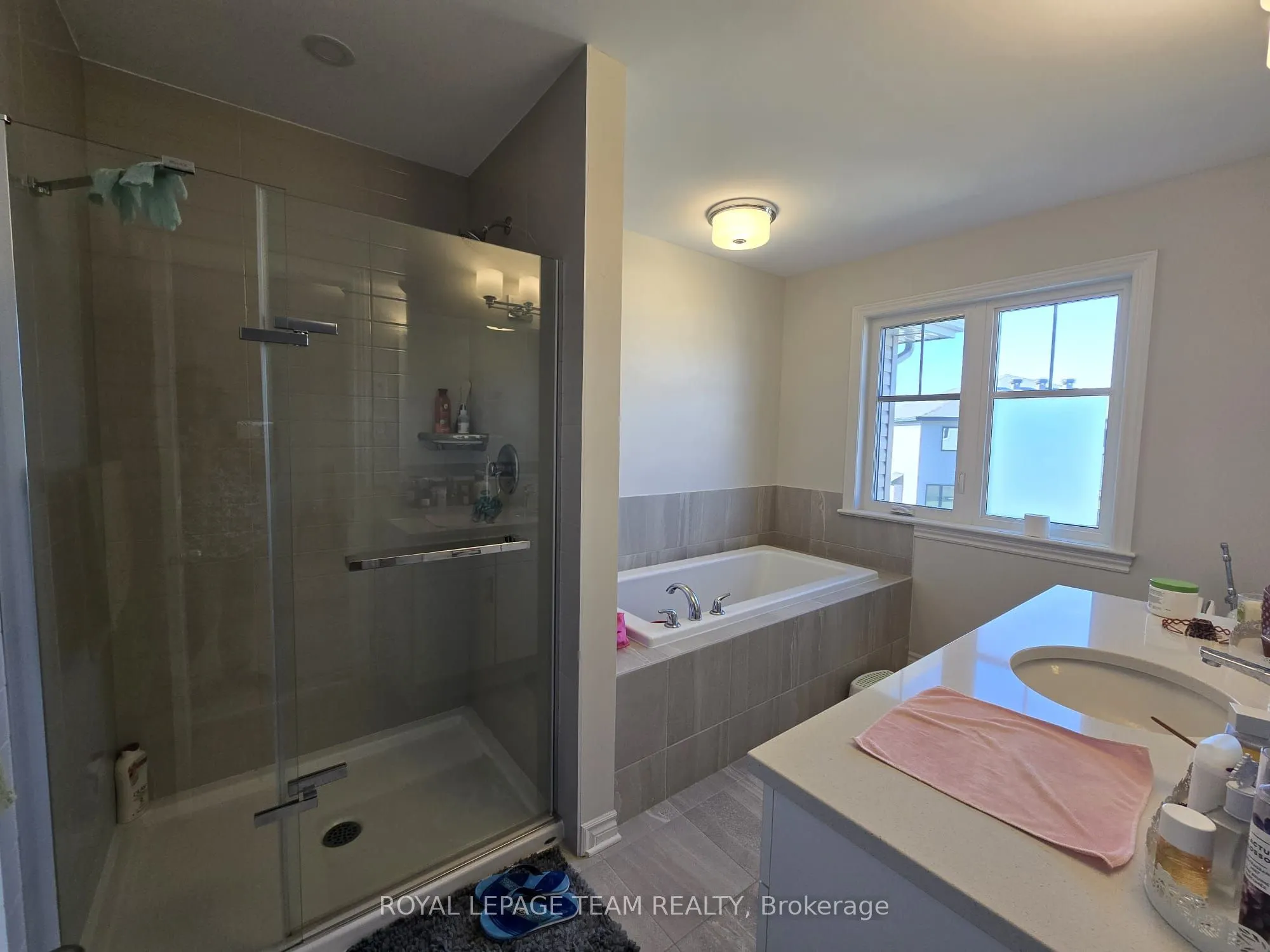 514 Sonmarg Crescent