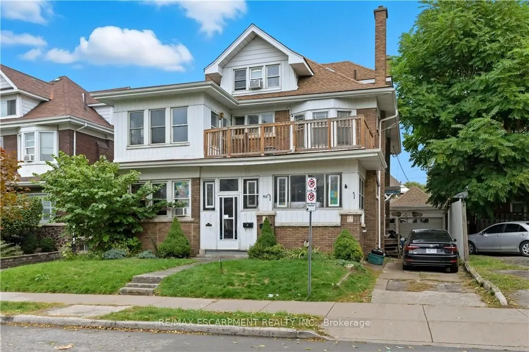 93 Barnesdale Boulevard