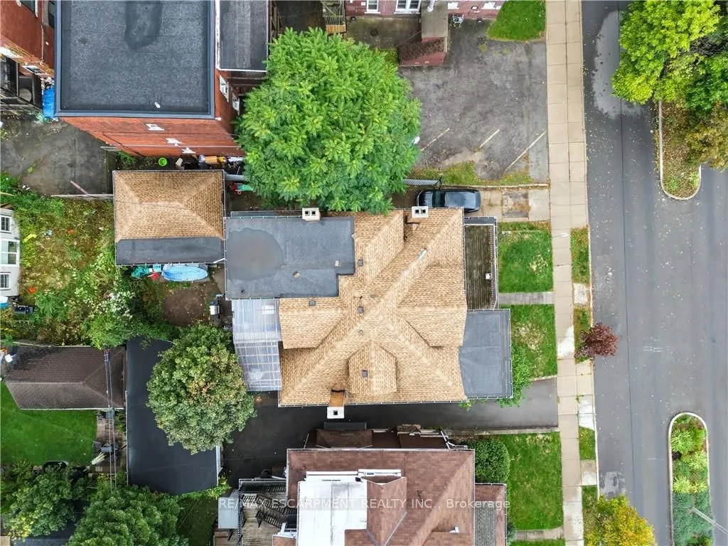 93 Barnesdale Boulevard