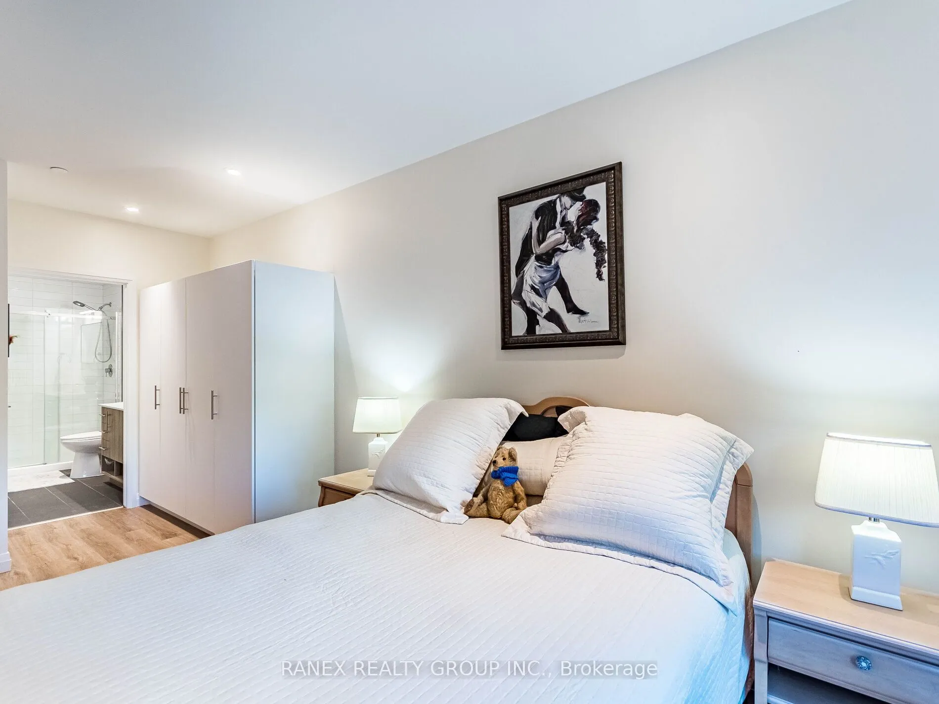 525 New Dundee Road, #215
