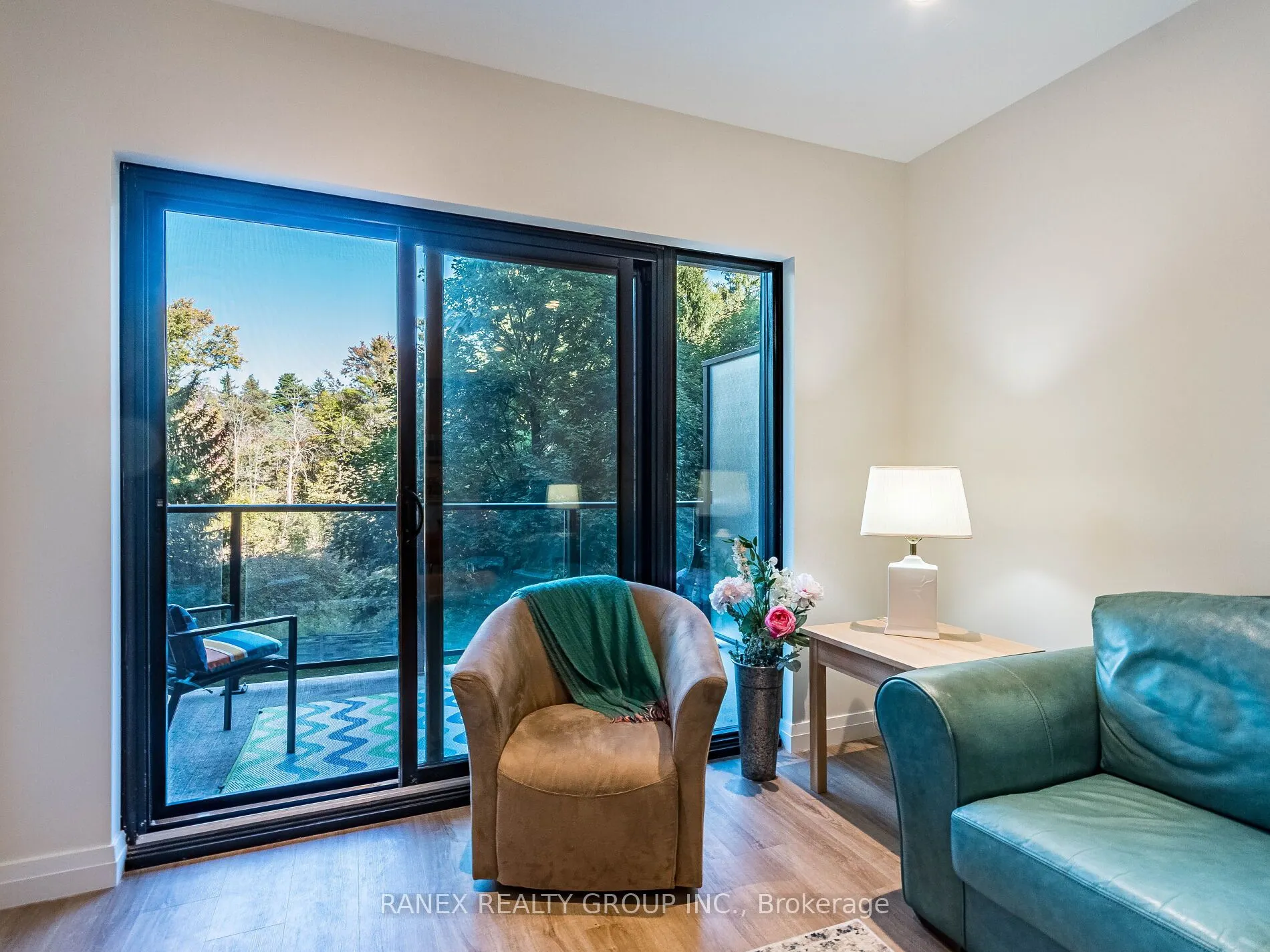 525 New Dundee Road, #215