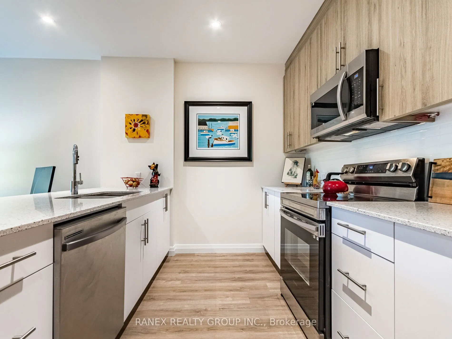 525 New Dundee Road, #215