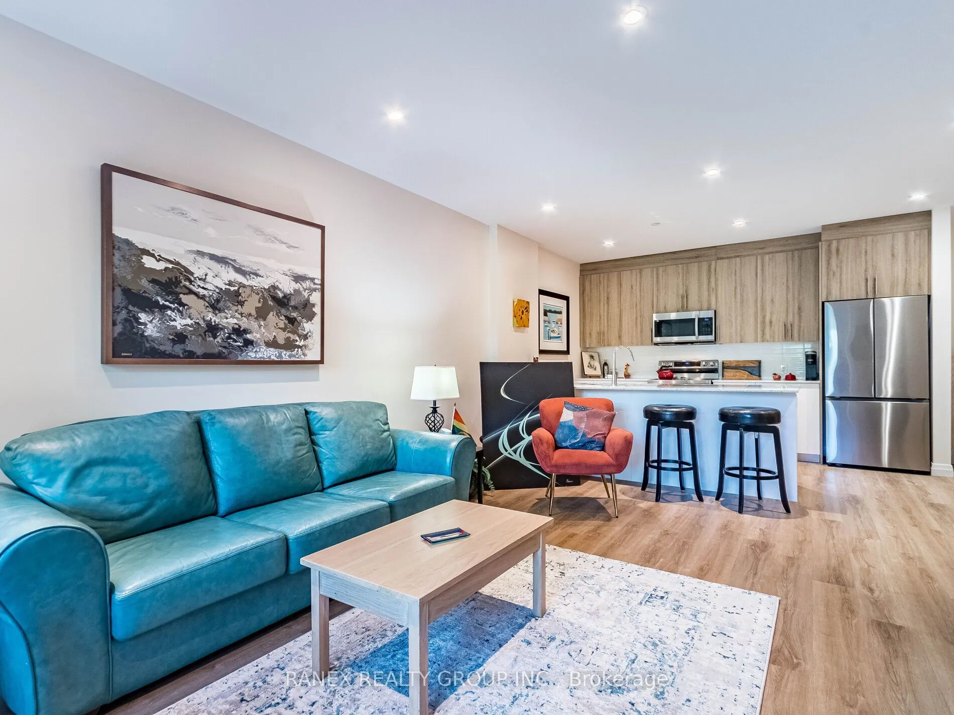 525 New Dundee Road, #215