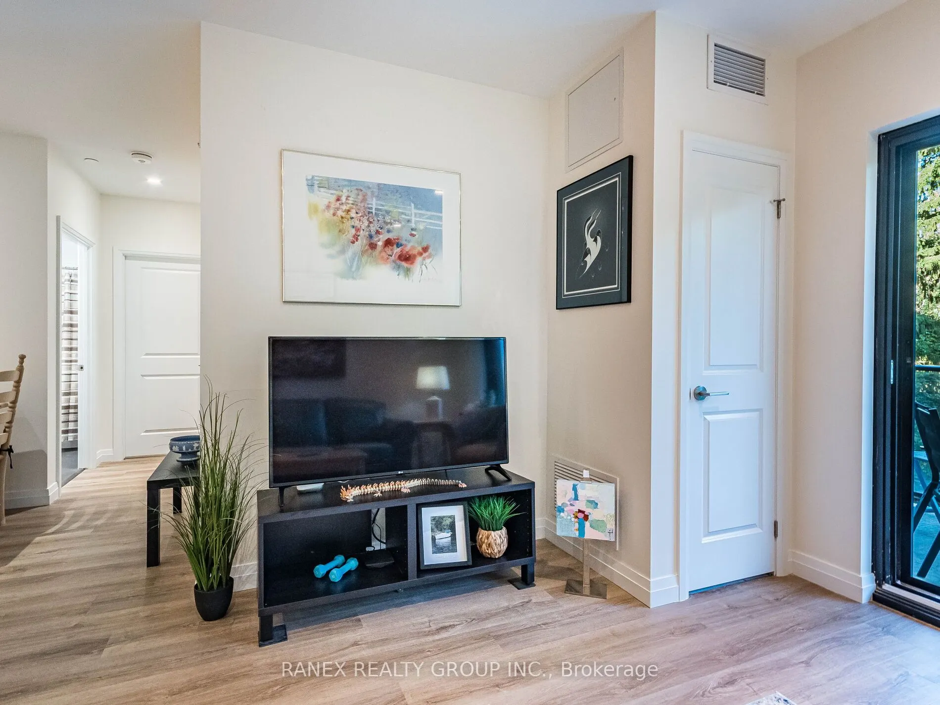 525 New Dundee Road, #215
