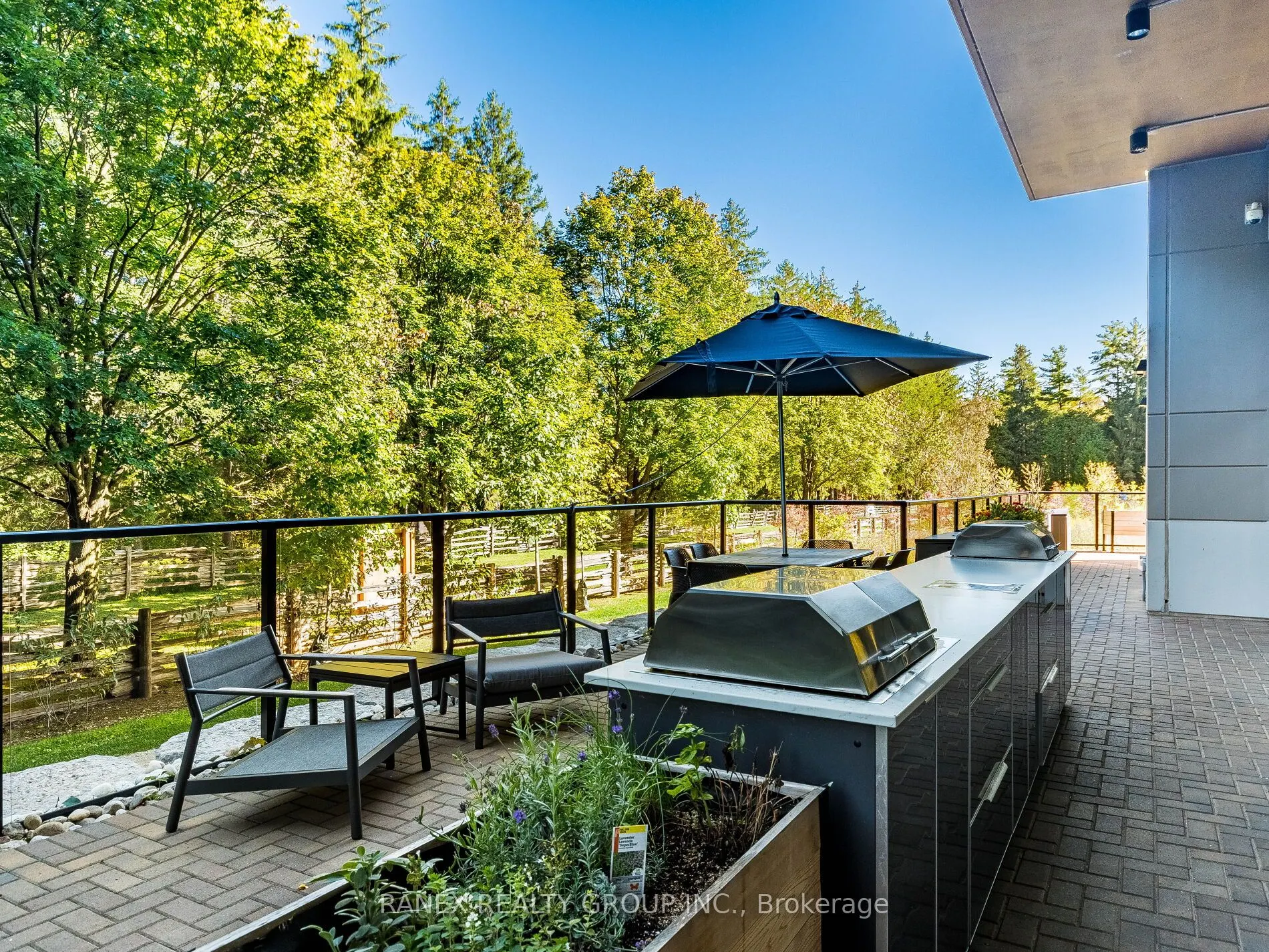 525 New Dundee Road, #215