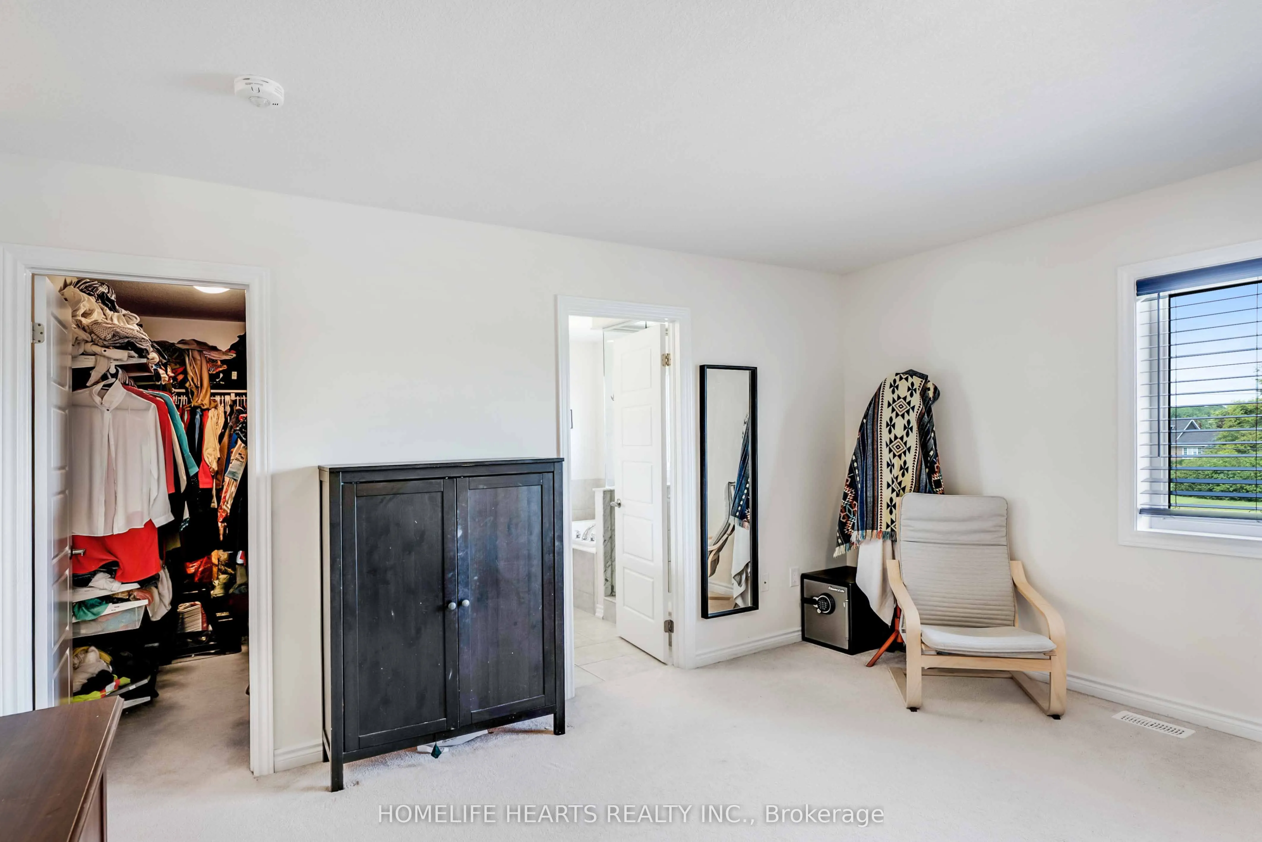 36 Esther Crescent