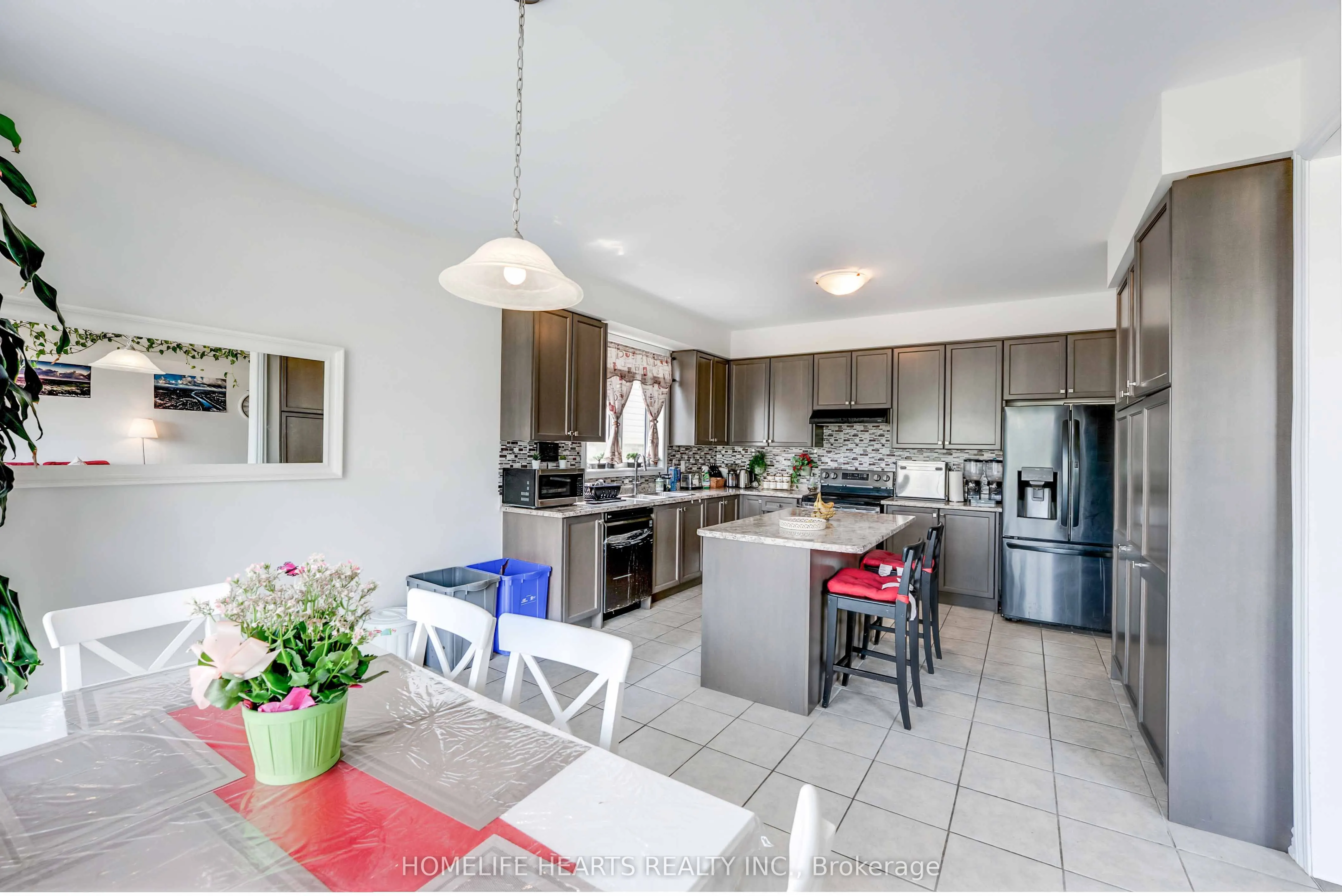 36 Esther Crescent