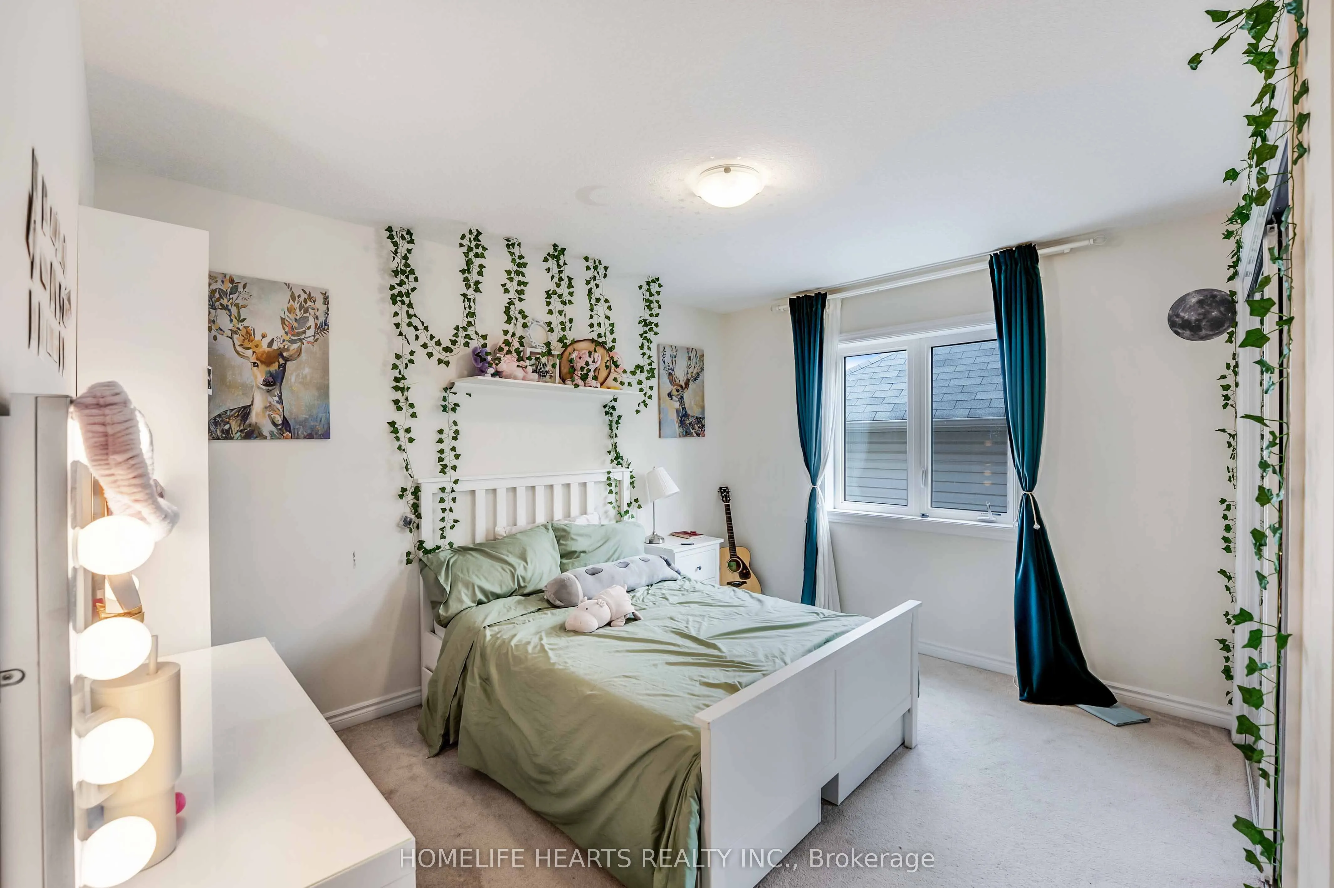 36 Esther Crescent
