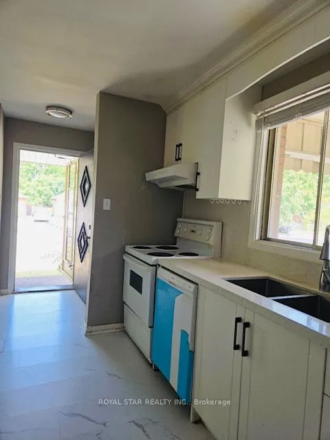 83 Irving Place, #Main